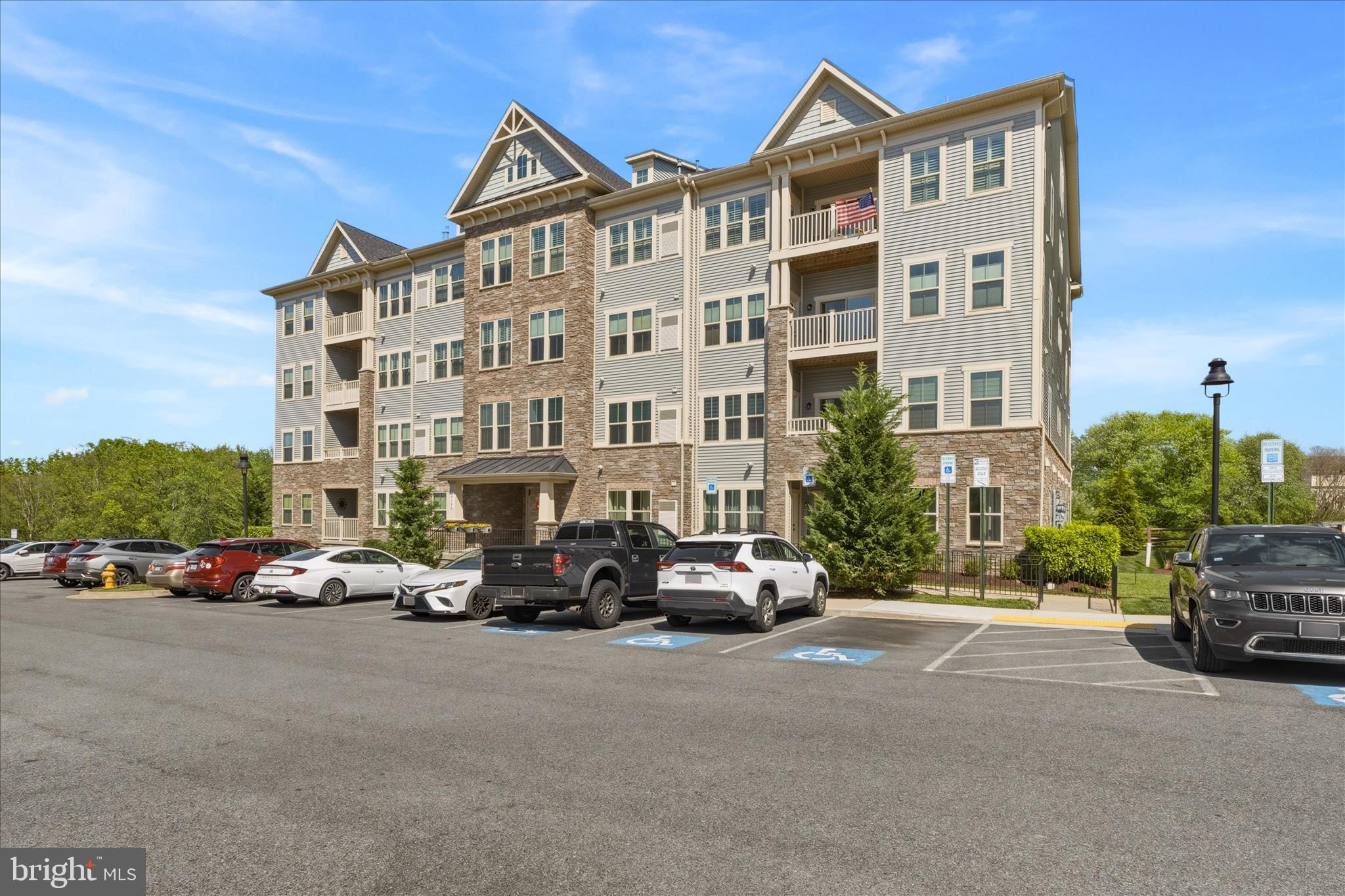 LAKE LINGANORE OAKDALE - Residential