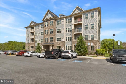 Condo For Sale - 5733 Meadowood Street #303<br/> Frederick County, NEW MARKET, MD 21774