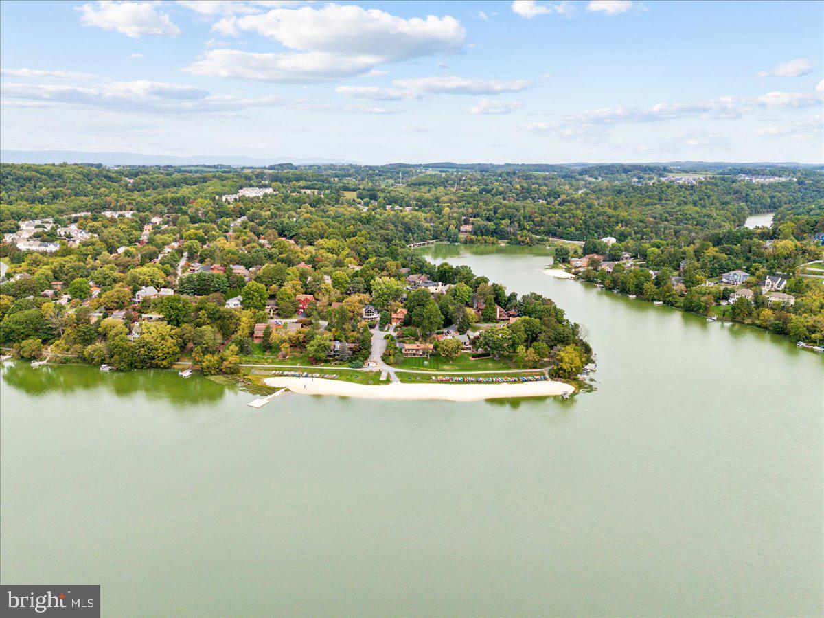 LAKE LINGANORE OAKDALE - Residential