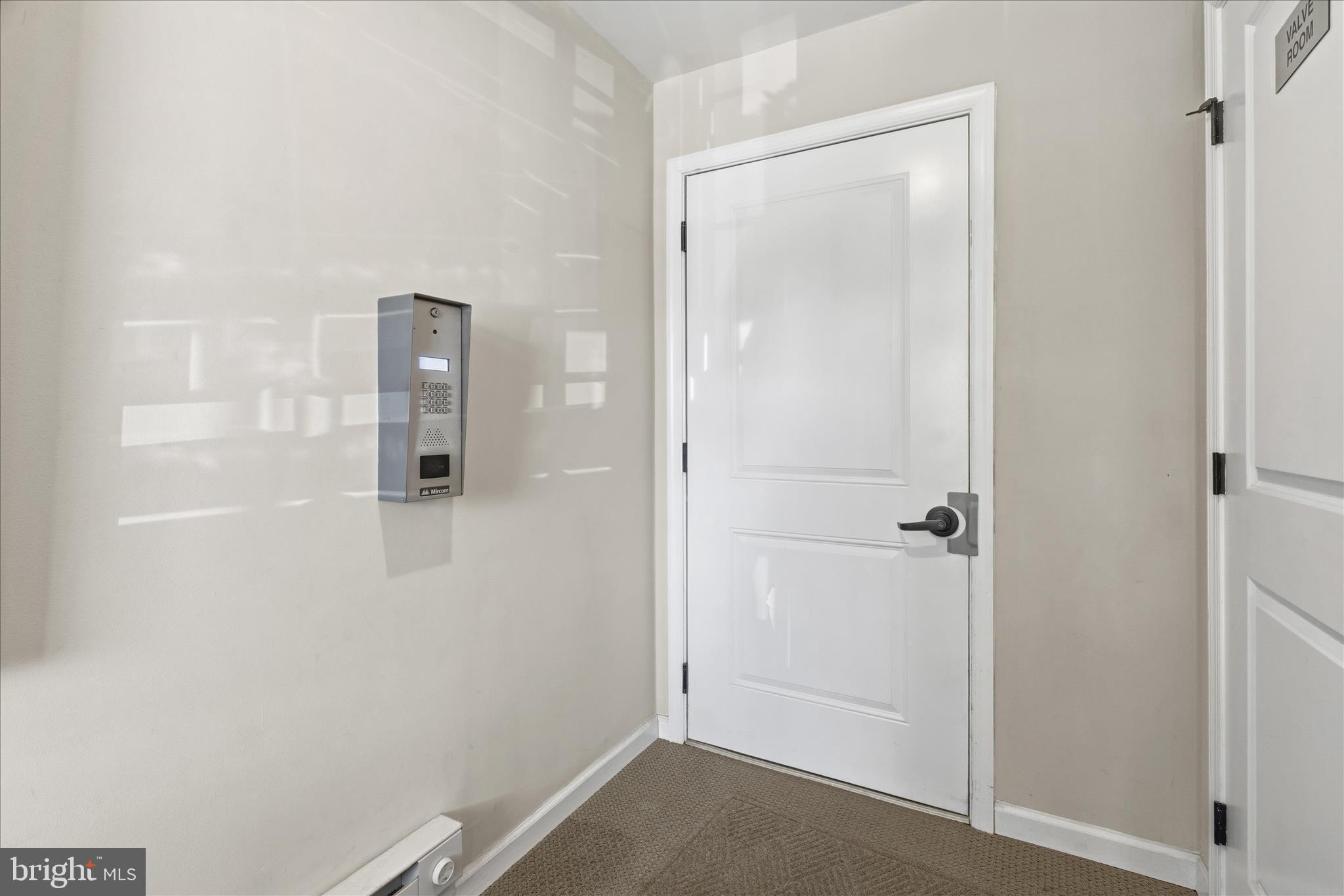 LAKE LINGANORE OAKDALE - Residential