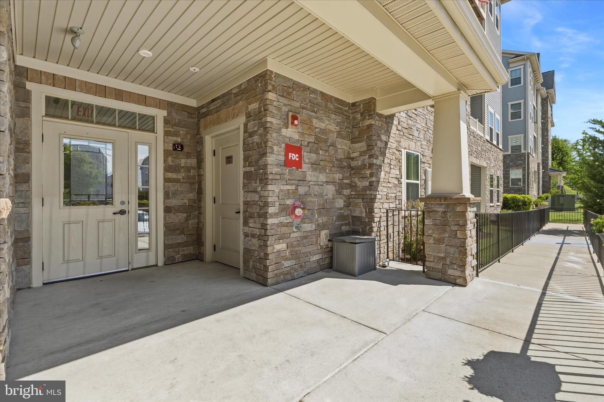 LAKE LINGANORE OAKDALE - Residential