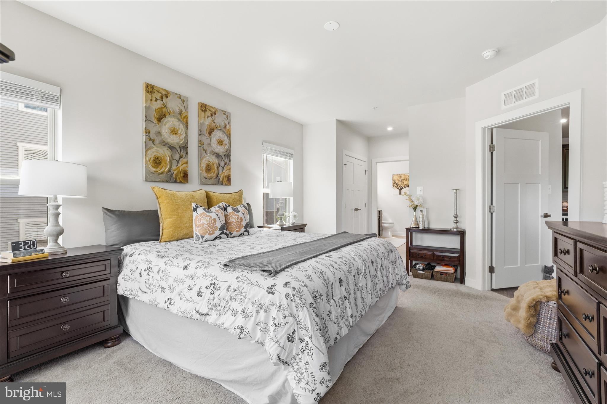 LAKE LINGANORE OAKDALE - Residential