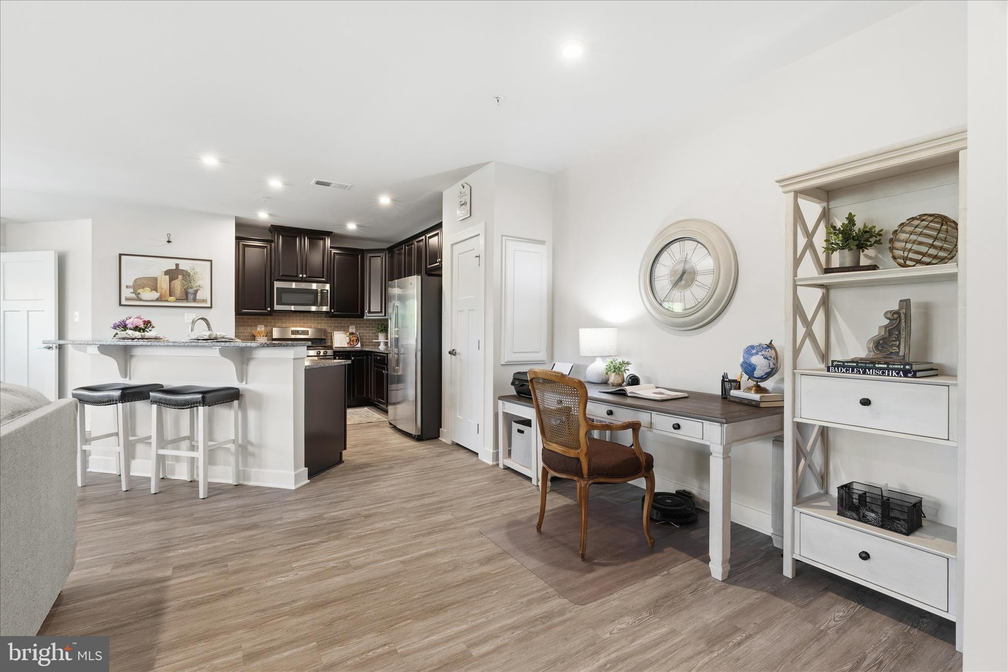LAKE LINGANORE OAKDALE - Residential