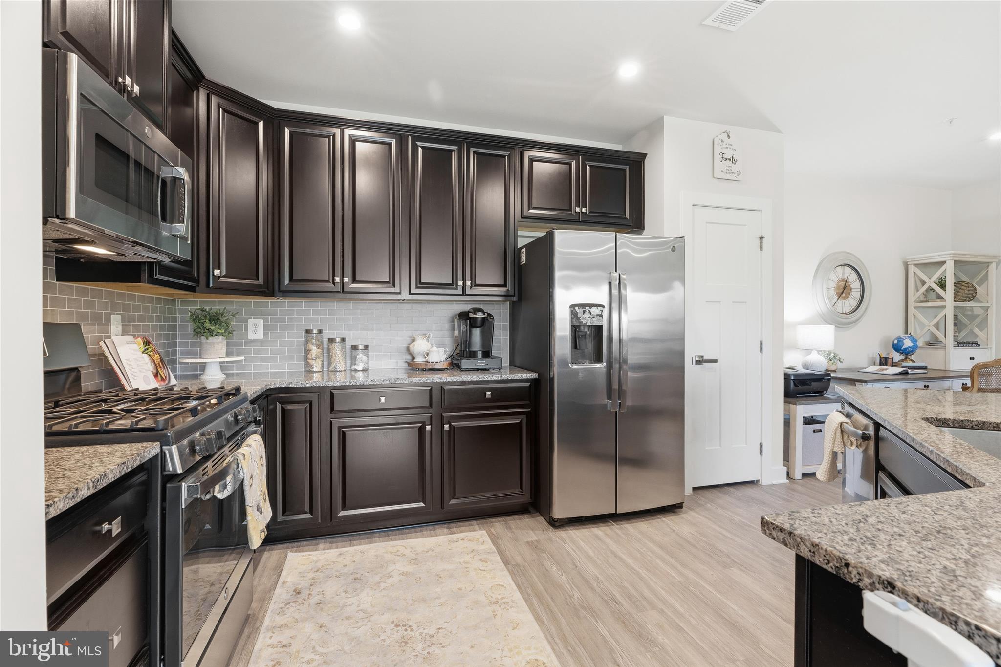 LAKE LINGANORE OAKDALE - Residential
