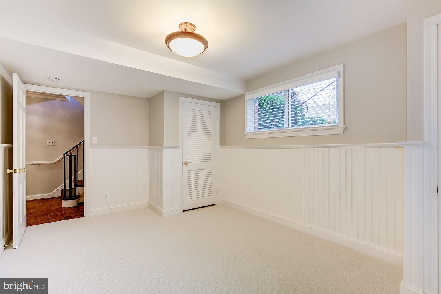 WESTMORELAND HILLS - Residential