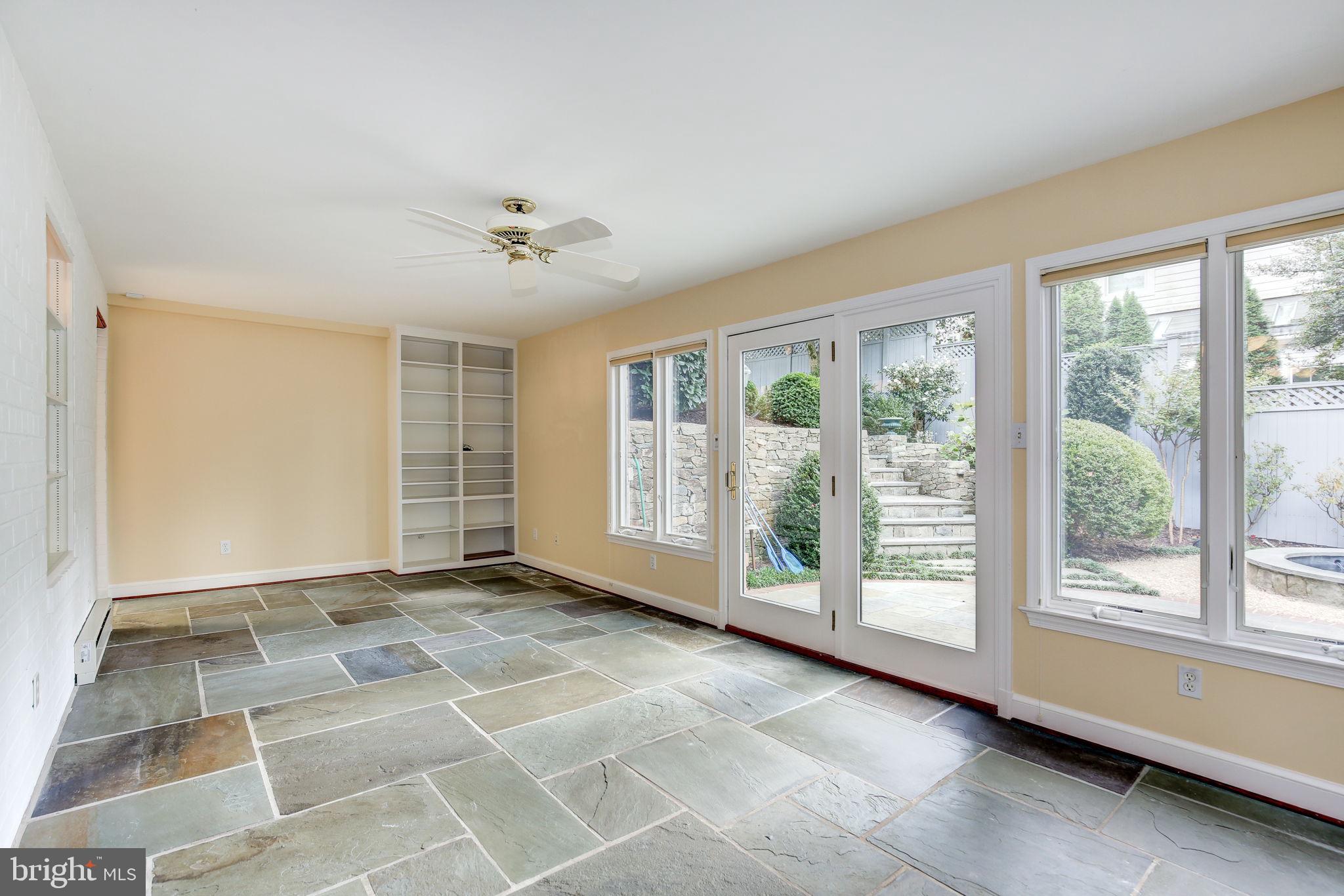 WESTMORELAND HILLS - Residential