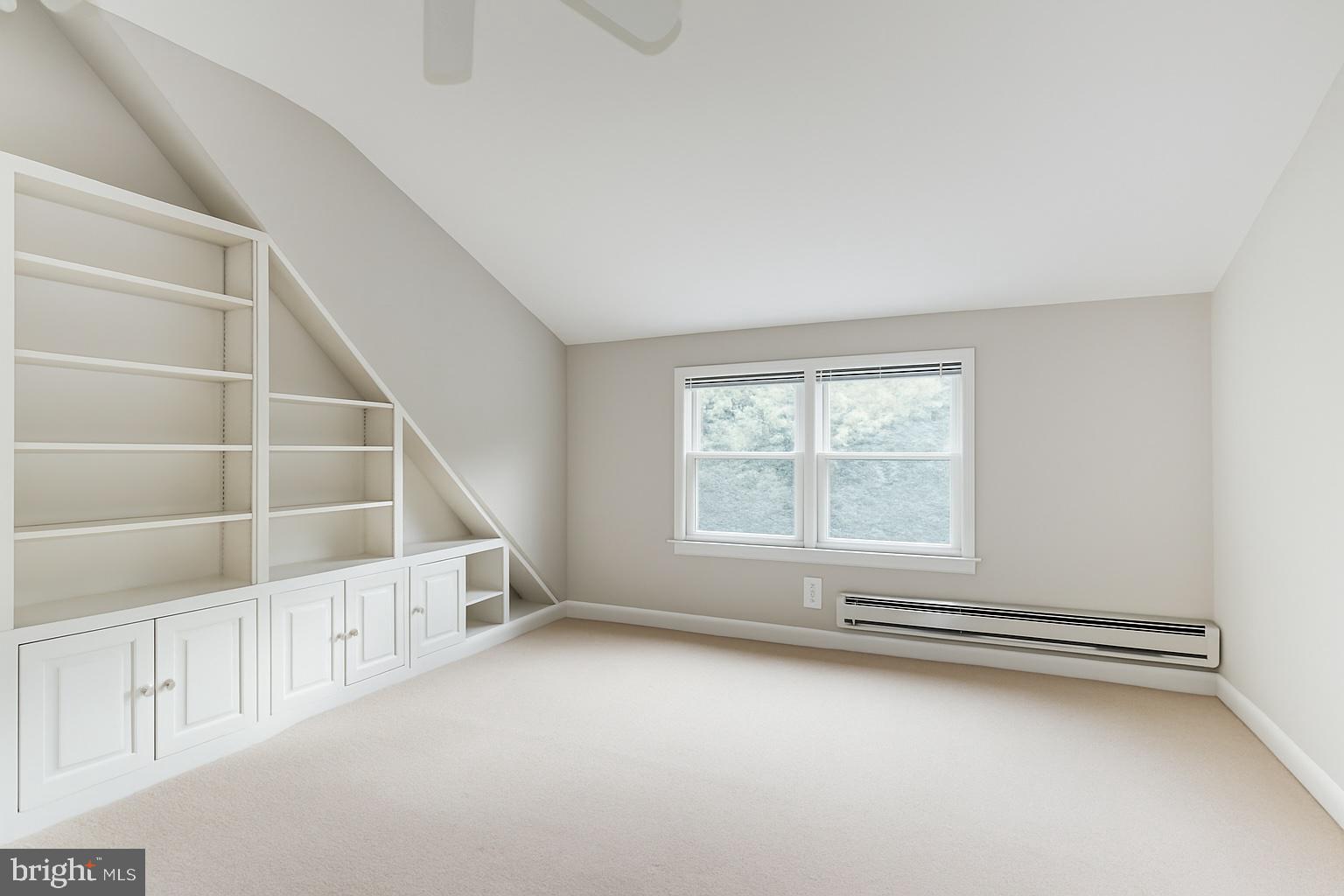 WESTMORELAND HILLS - Residential