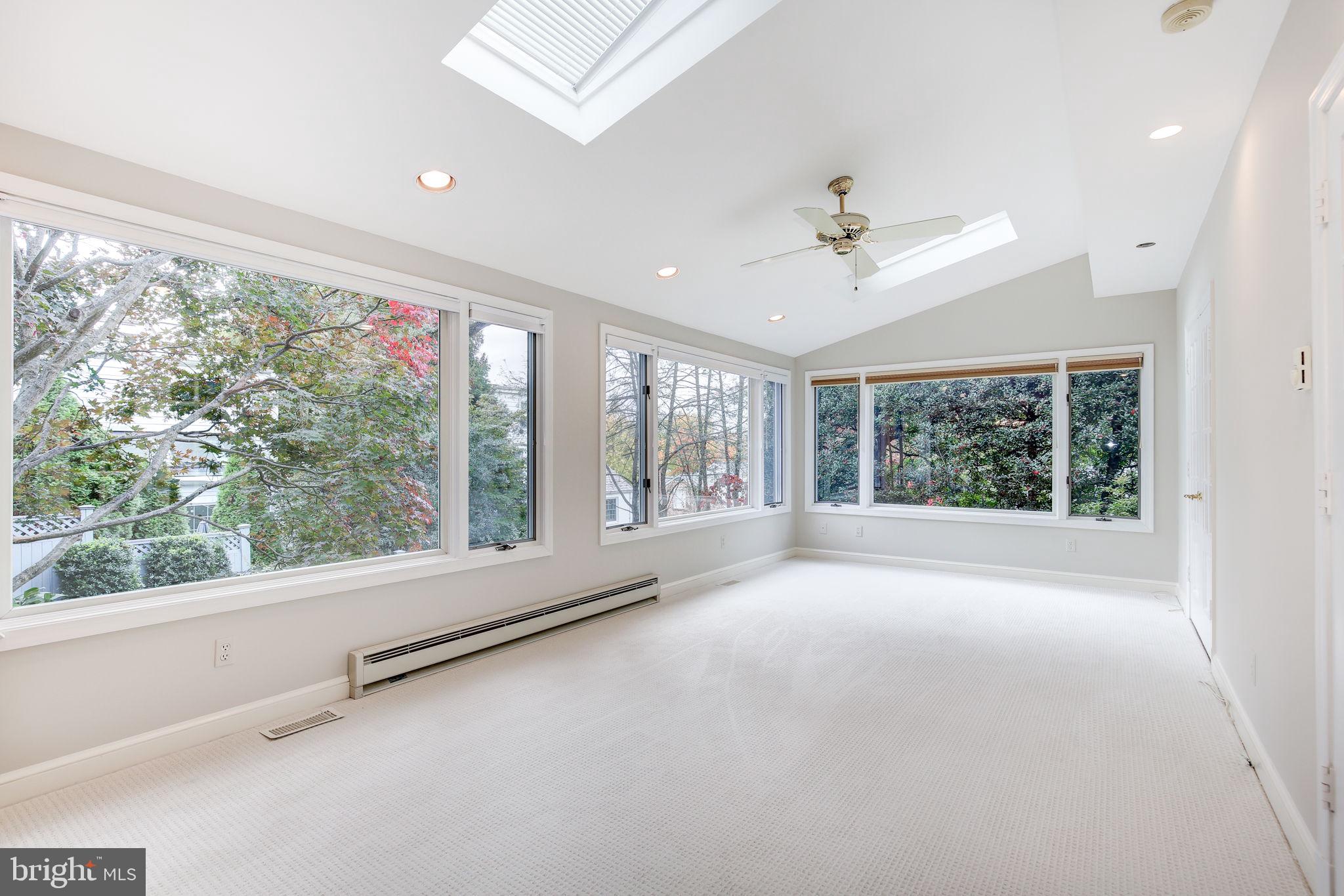 WESTMORELAND HILLS - Residential