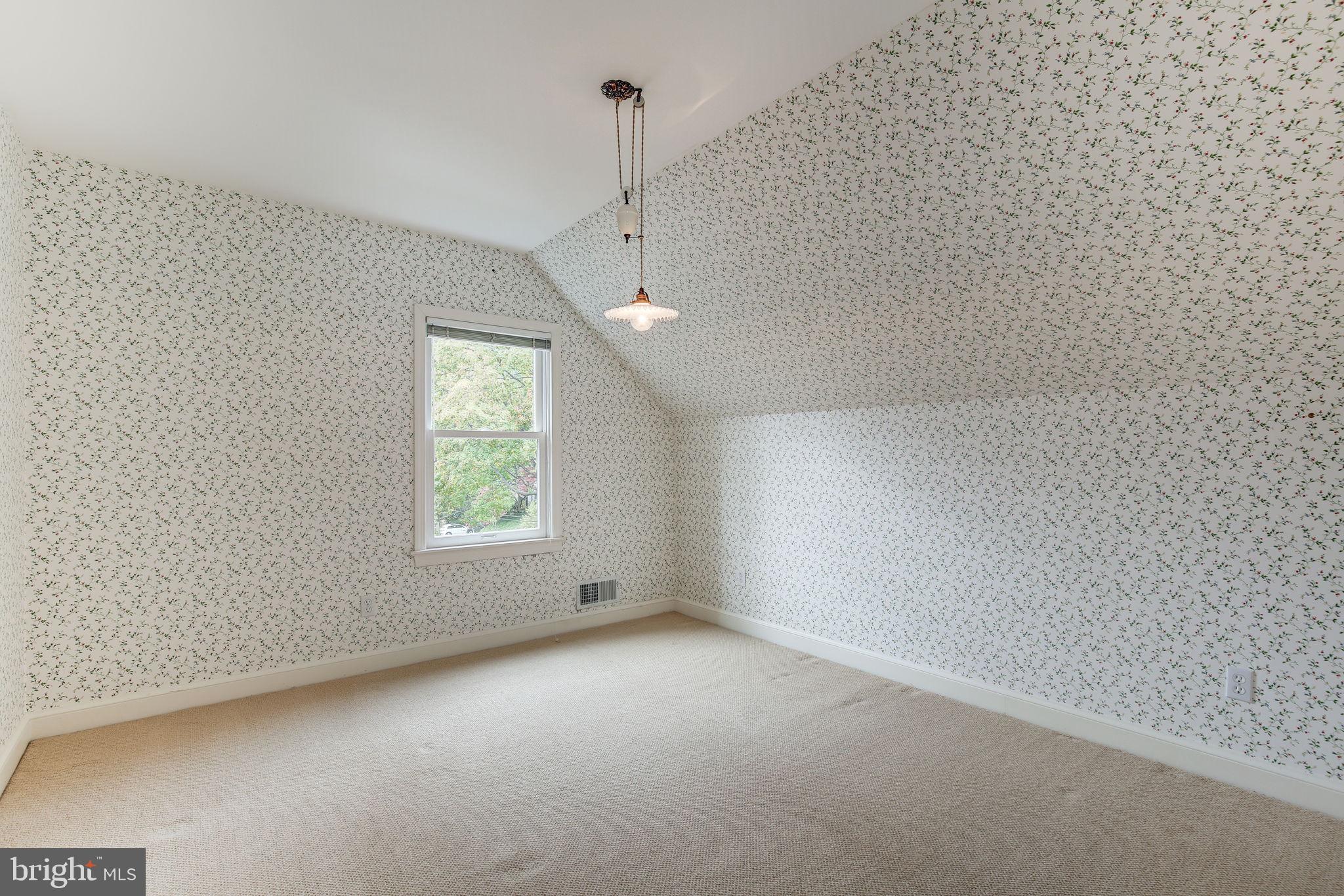 WESTMORELAND HILLS - Residential