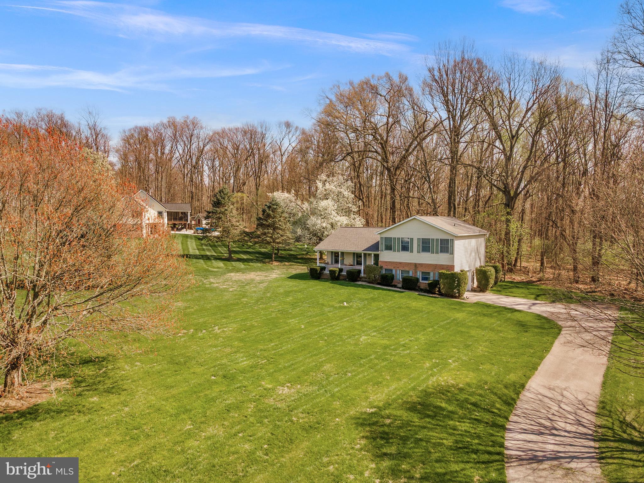 BRENNAN HEIGHTS - Residential