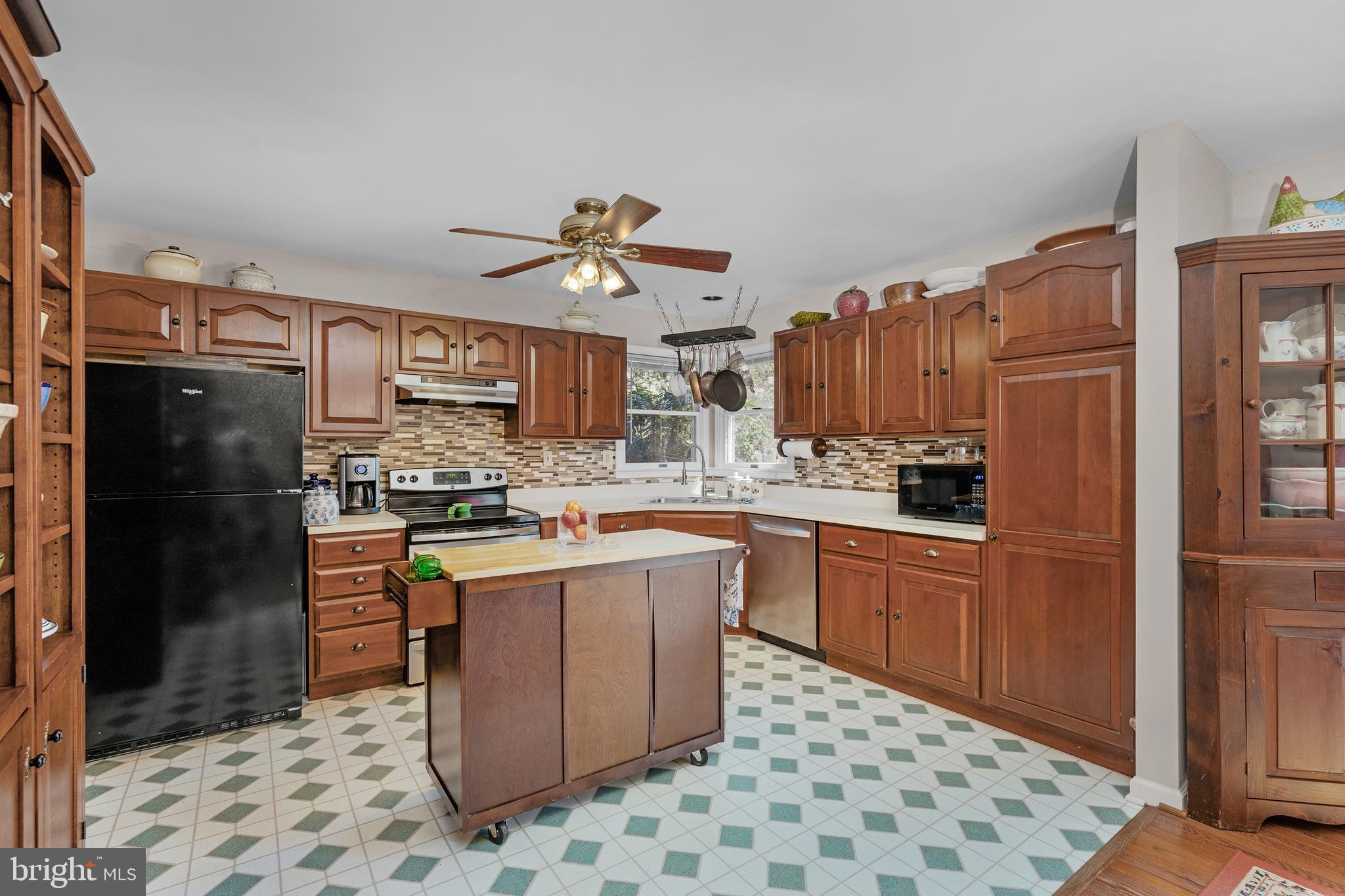 BRENNAN HEIGHTS - Residential