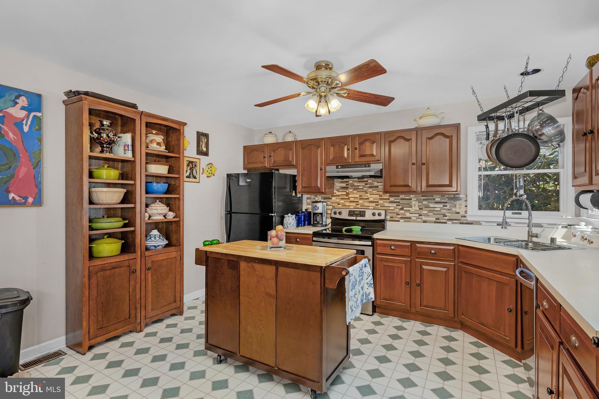 BRENNAN HEIGHTS - Residential