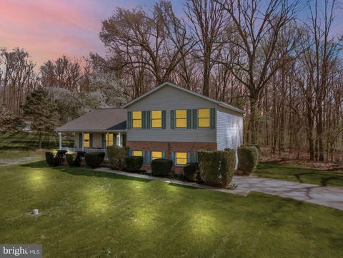 1235 TERESA DRIVE HAMPSTEAD MD 21074