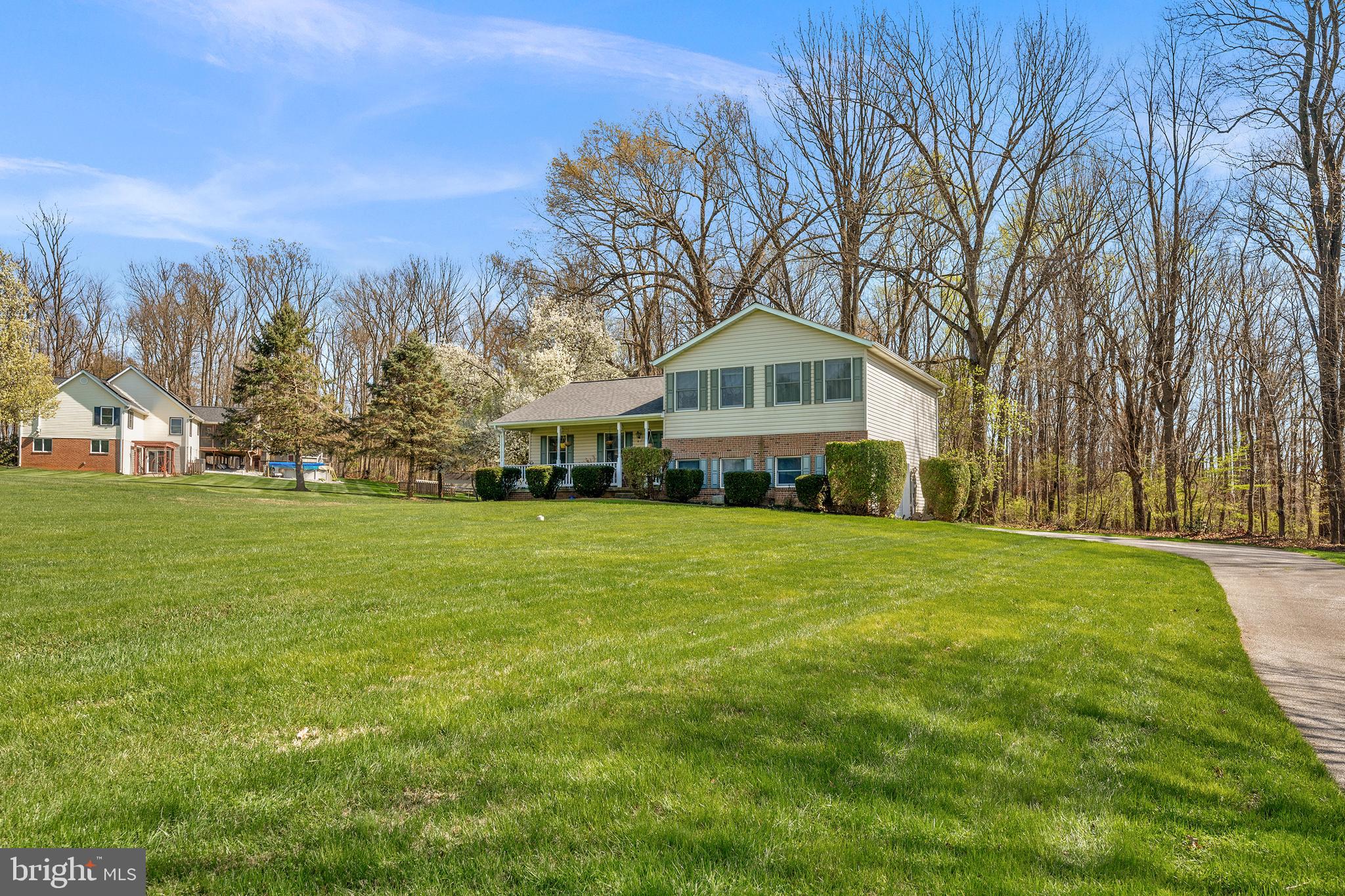 BRENNAN HEIGHTS - Residential