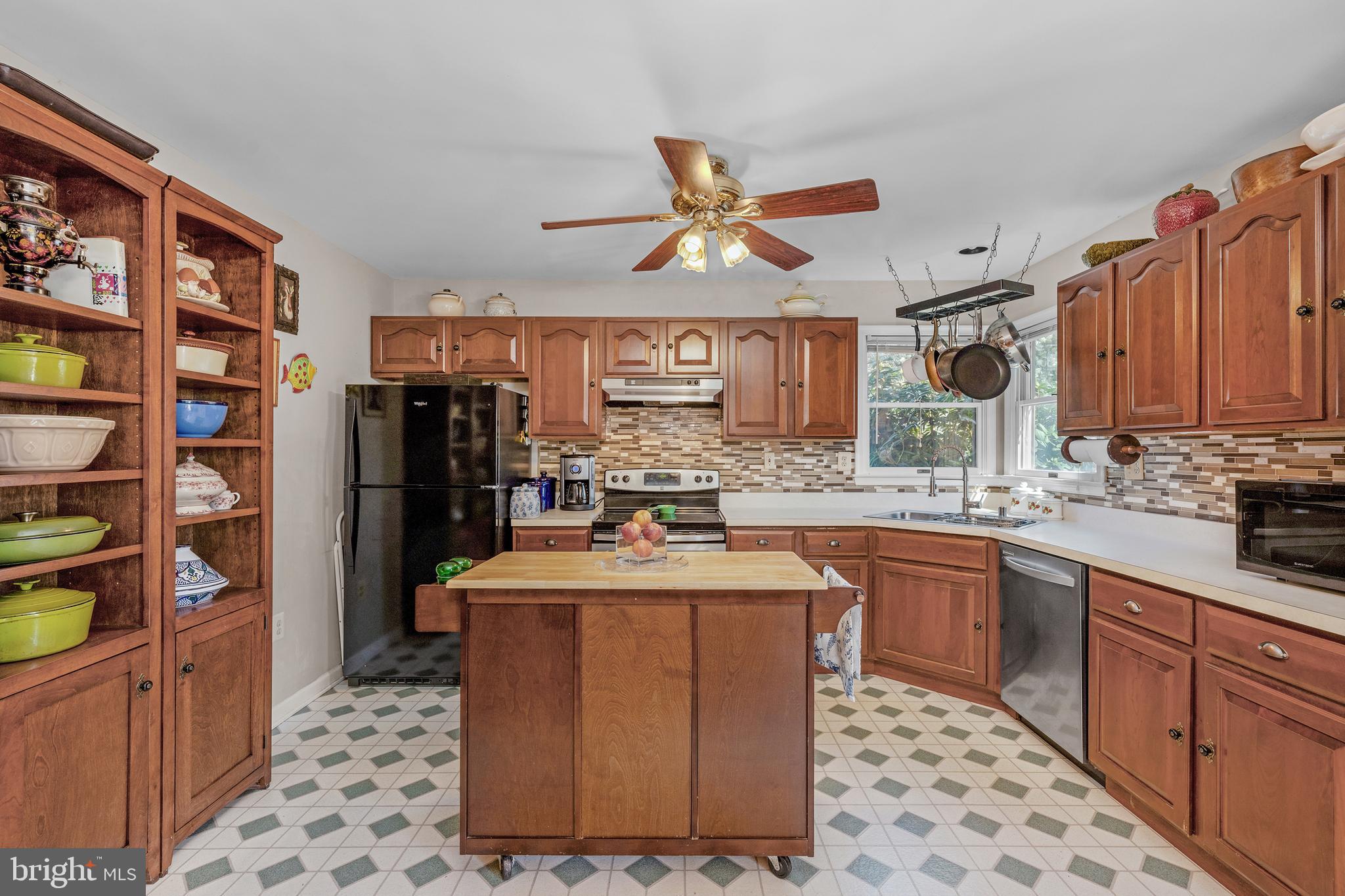 BRENNAN HEIGHTS - Residential