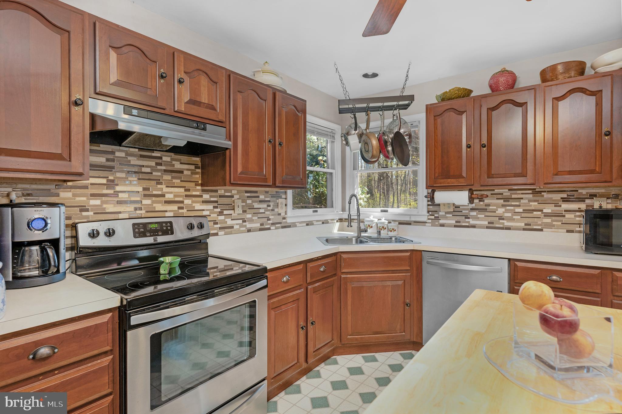 BRENNAN HEIGHTS - Residential