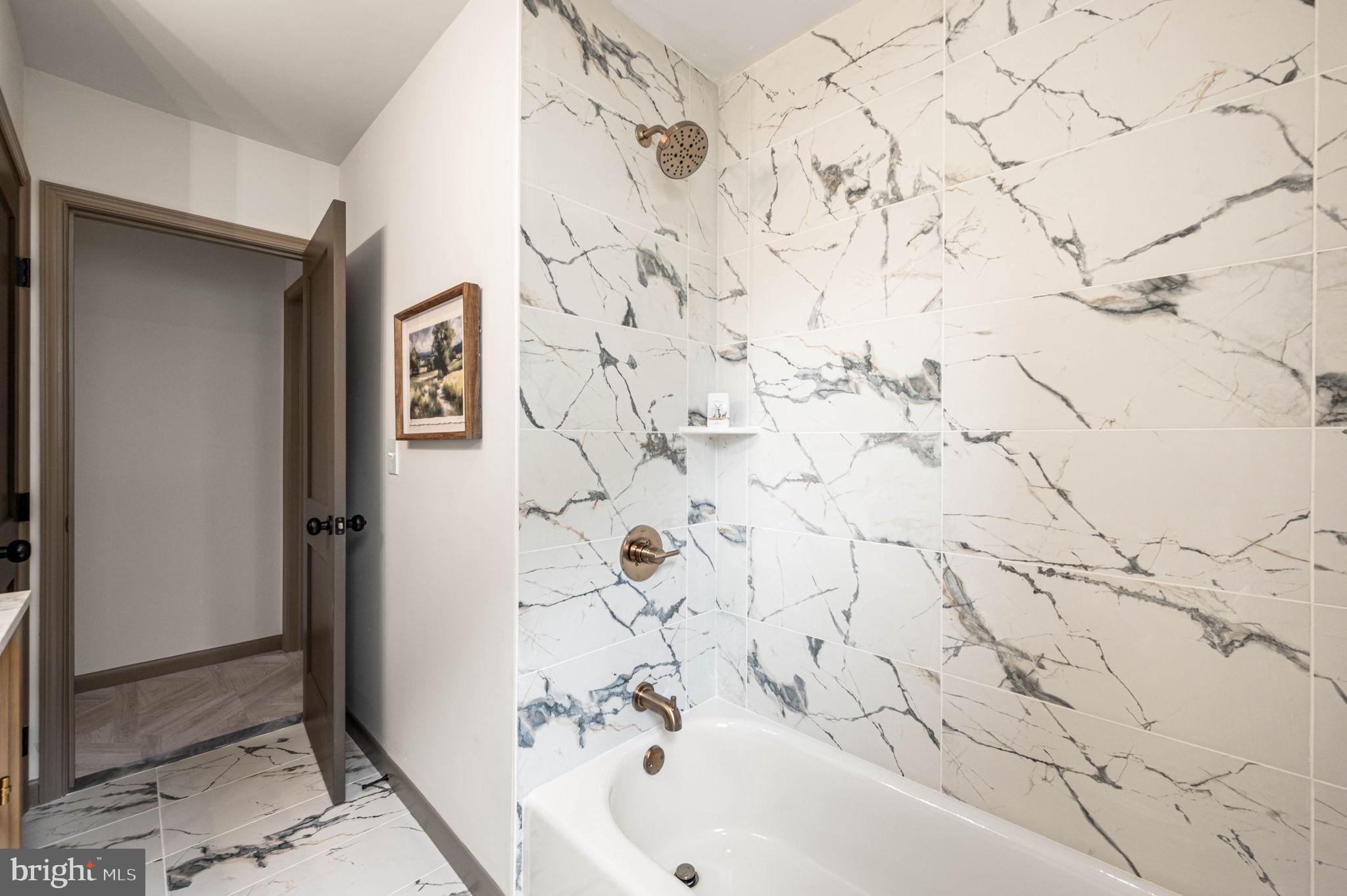 LLANERCH - Residential