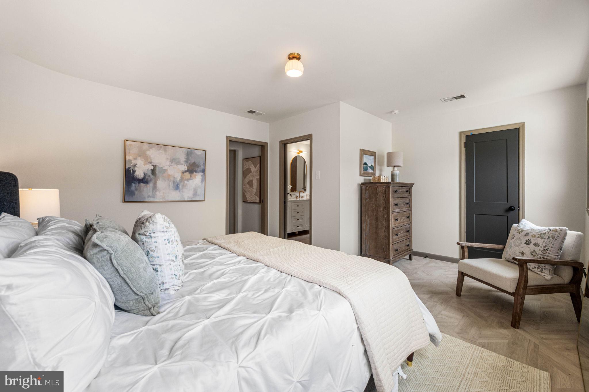 LLANERCH - Residential