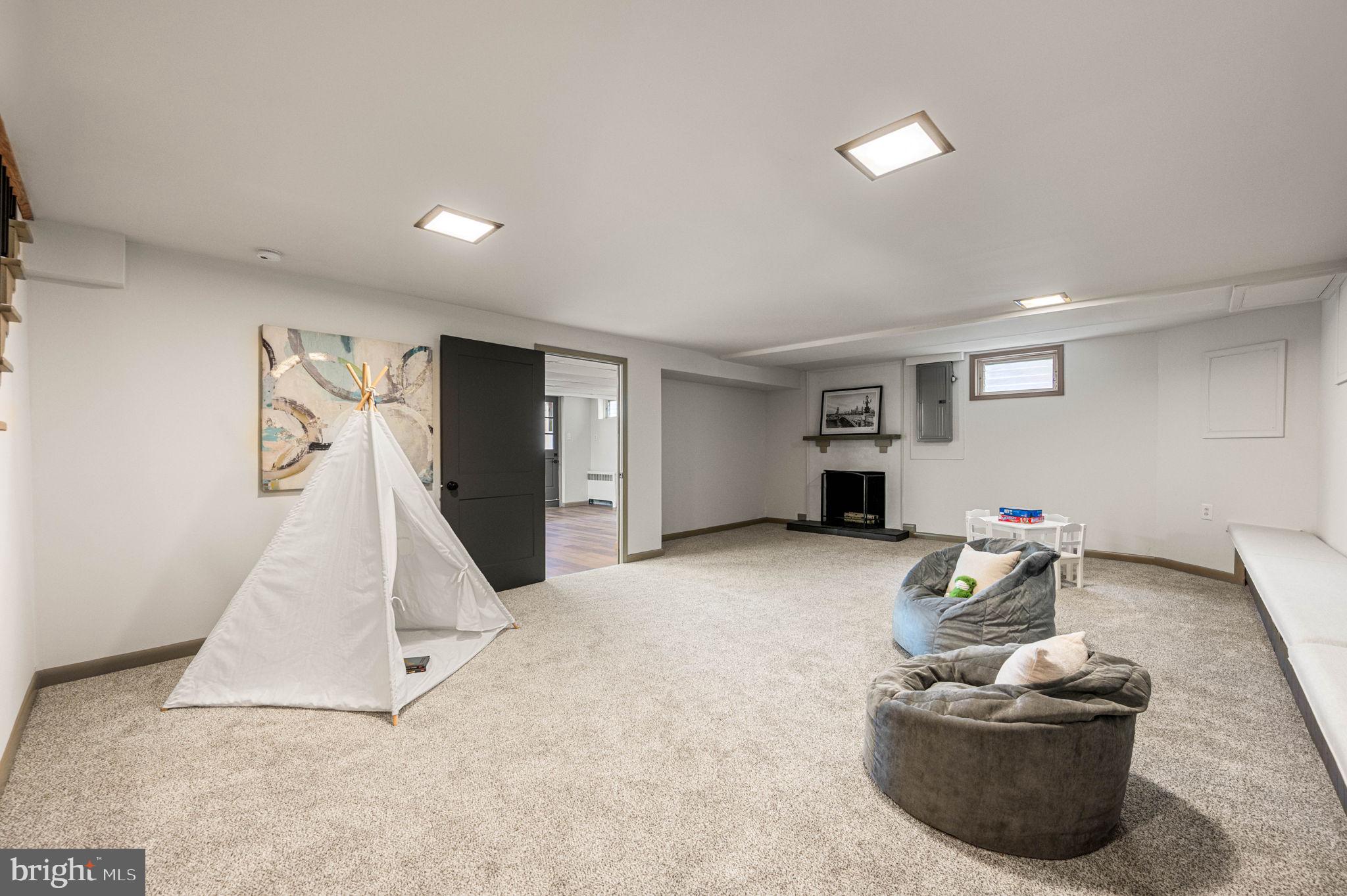 LLANERCH - Residential