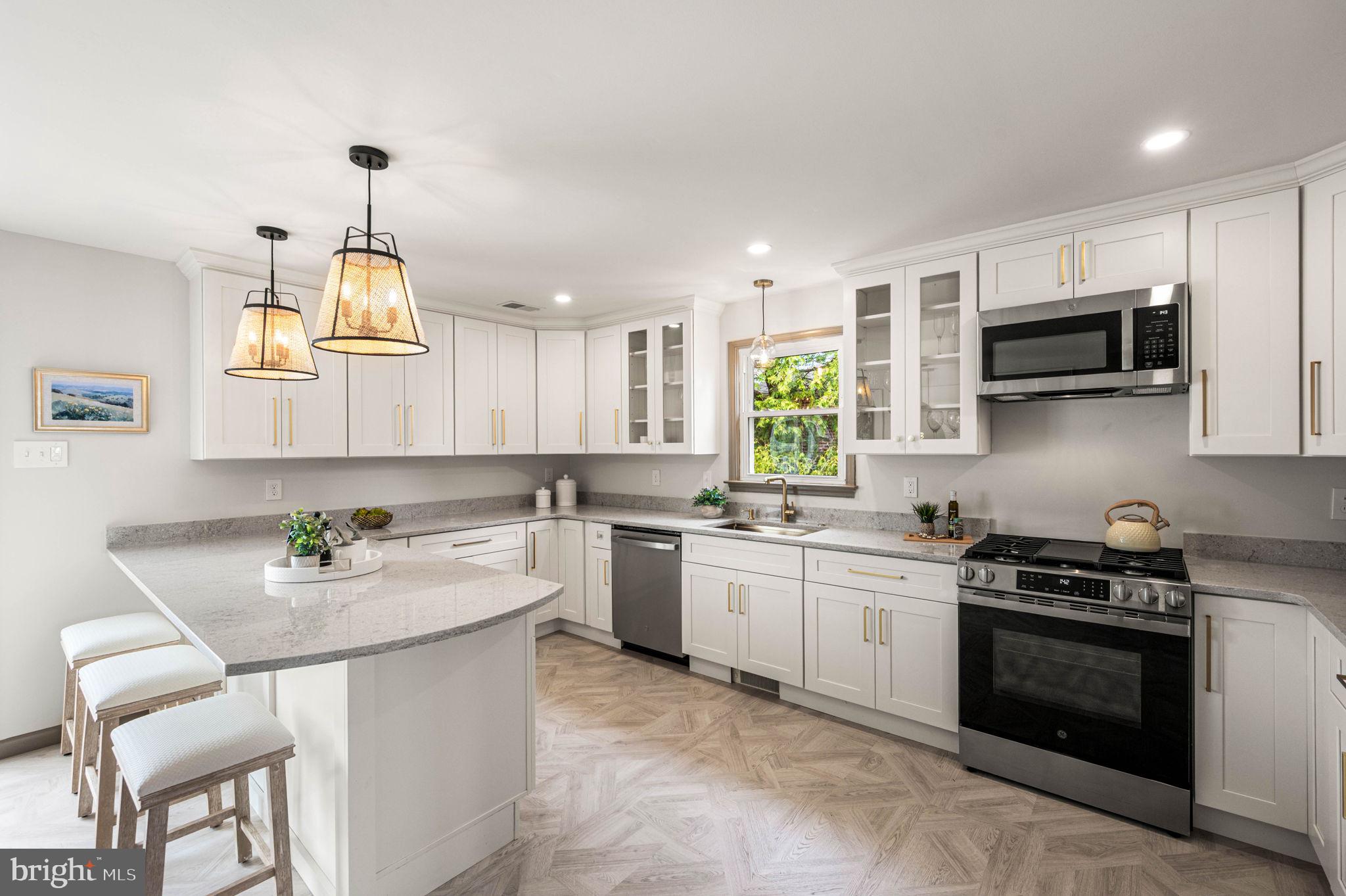 LLANERCH - Residential