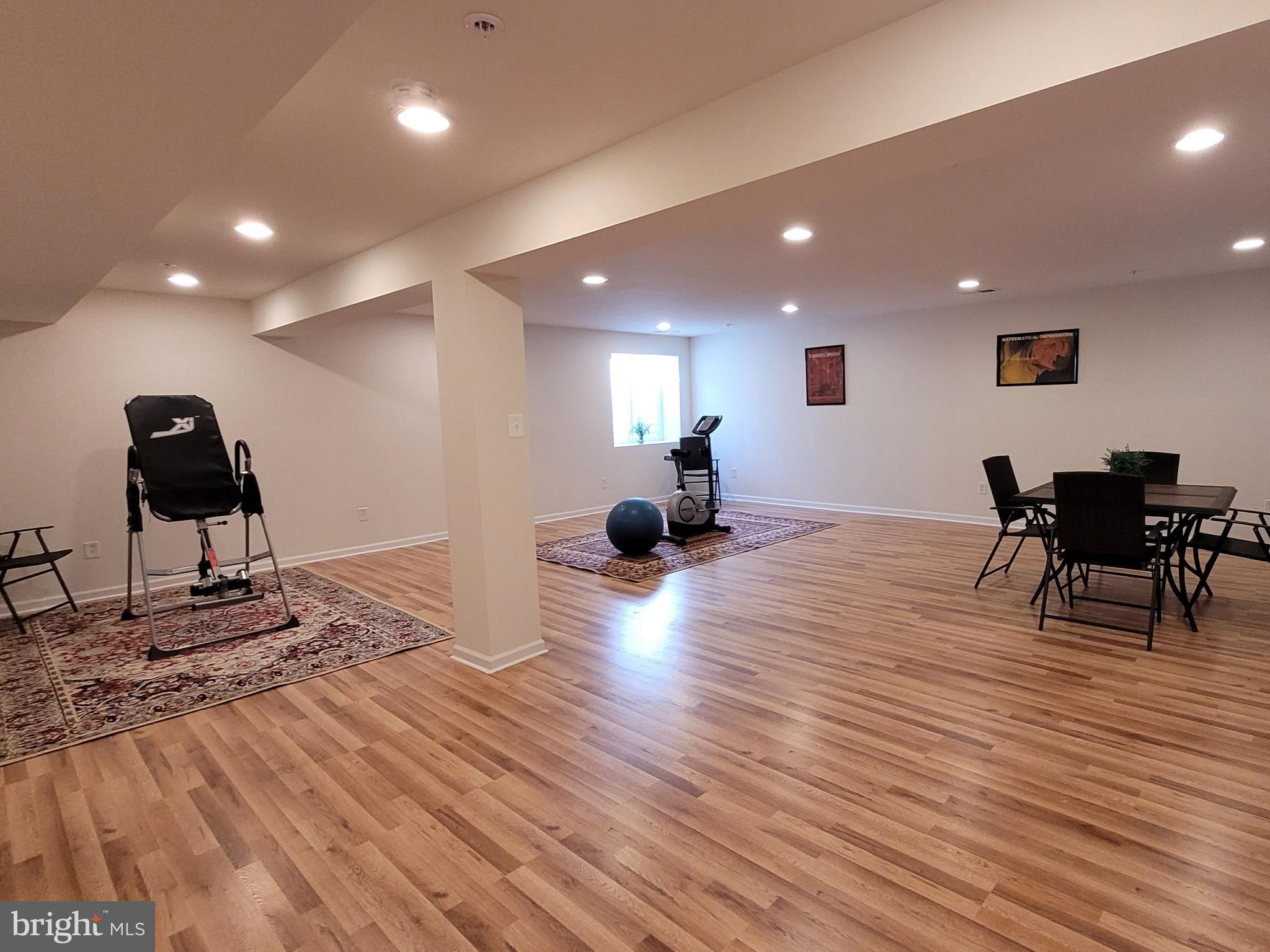 BRITTANY MANOR - Residential