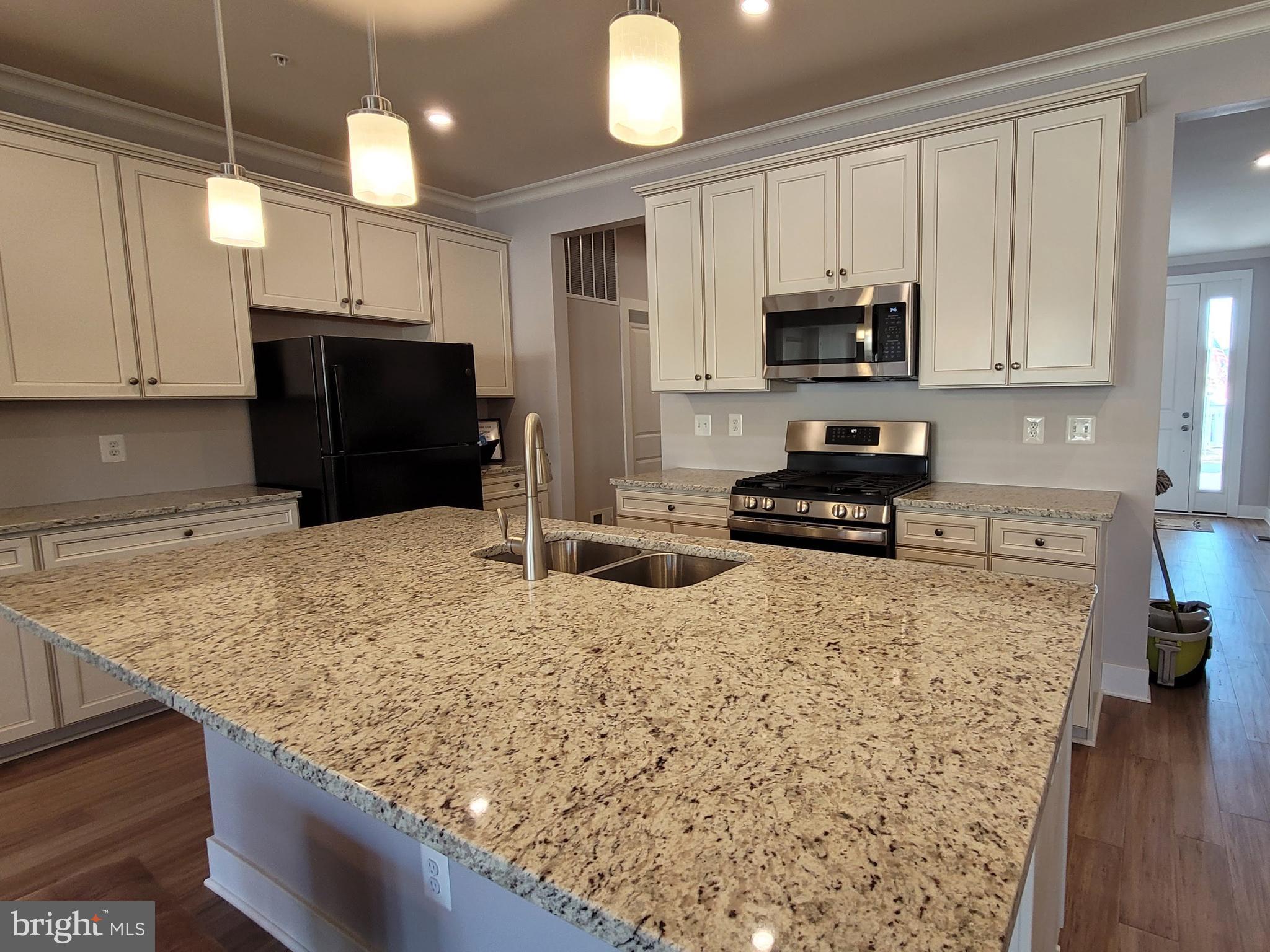 BRITTANY MANOR - Residential