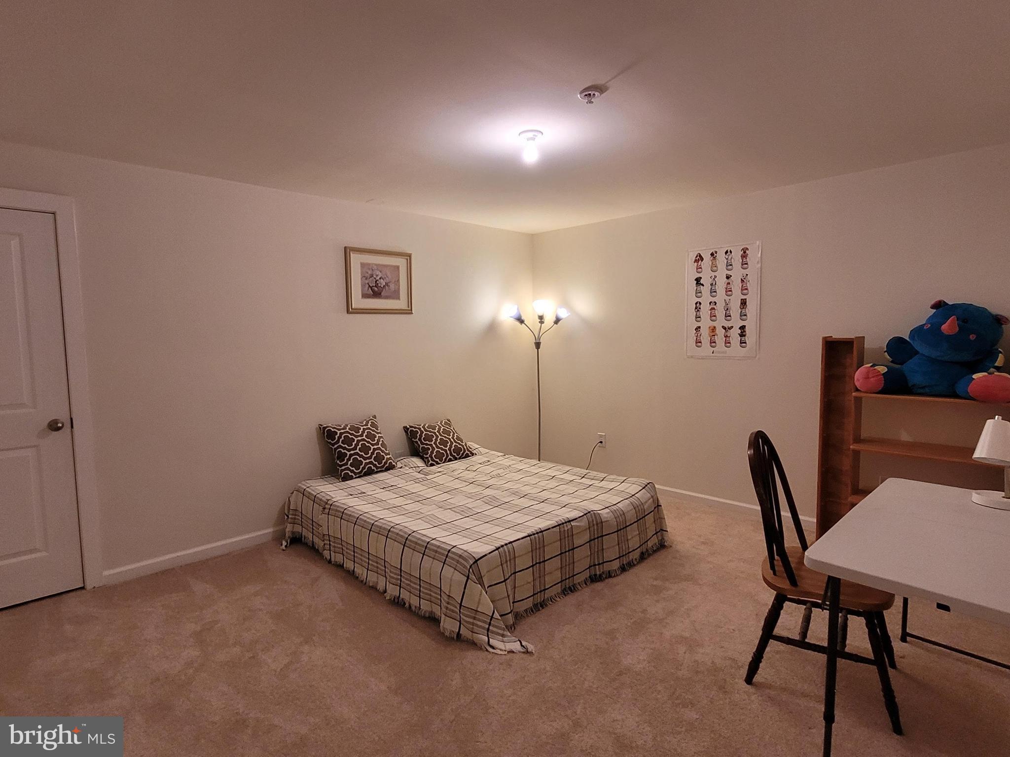 BRITTANY MANOR - Residential