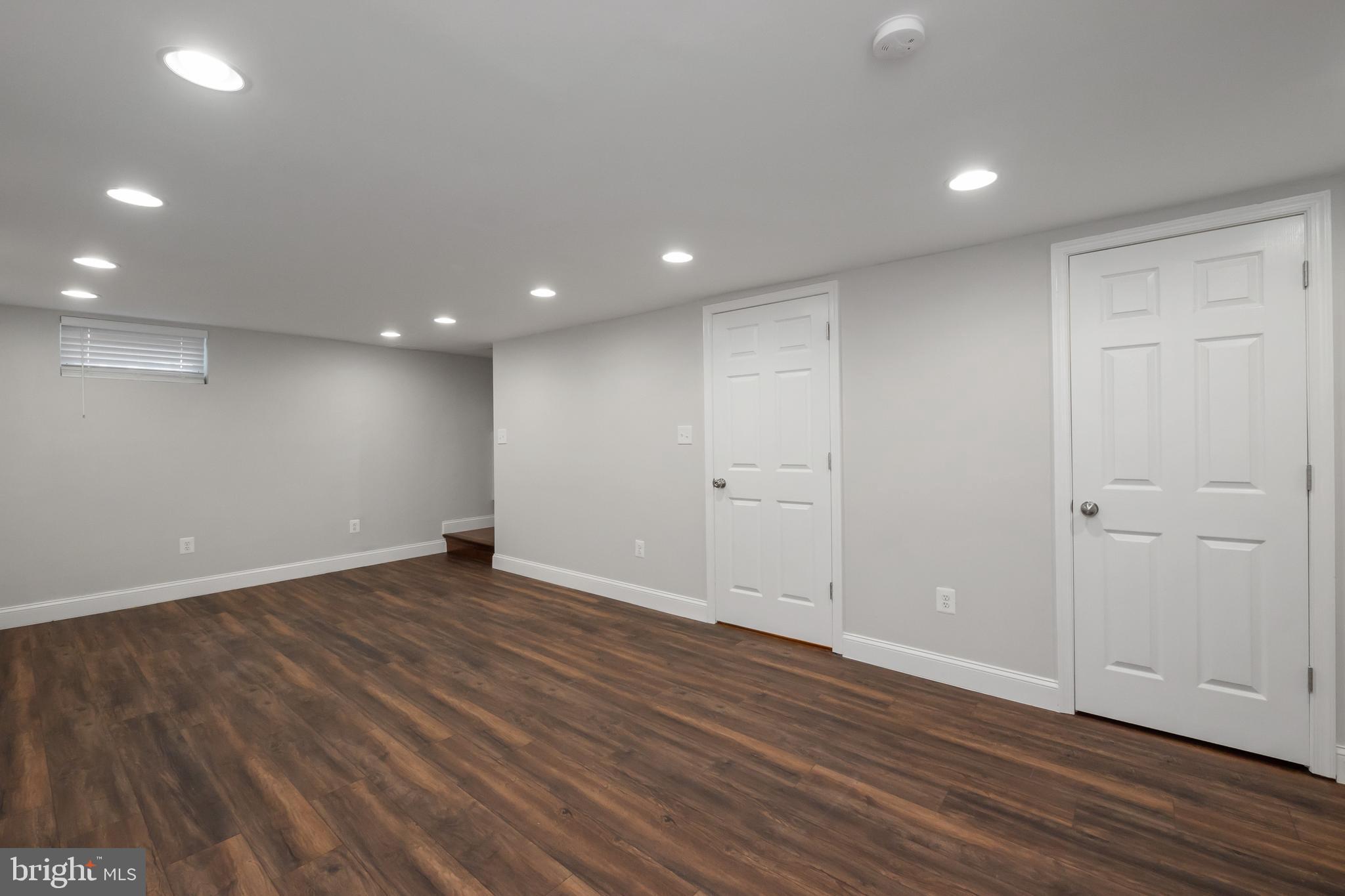 JEFFERSON HOMES - Residential