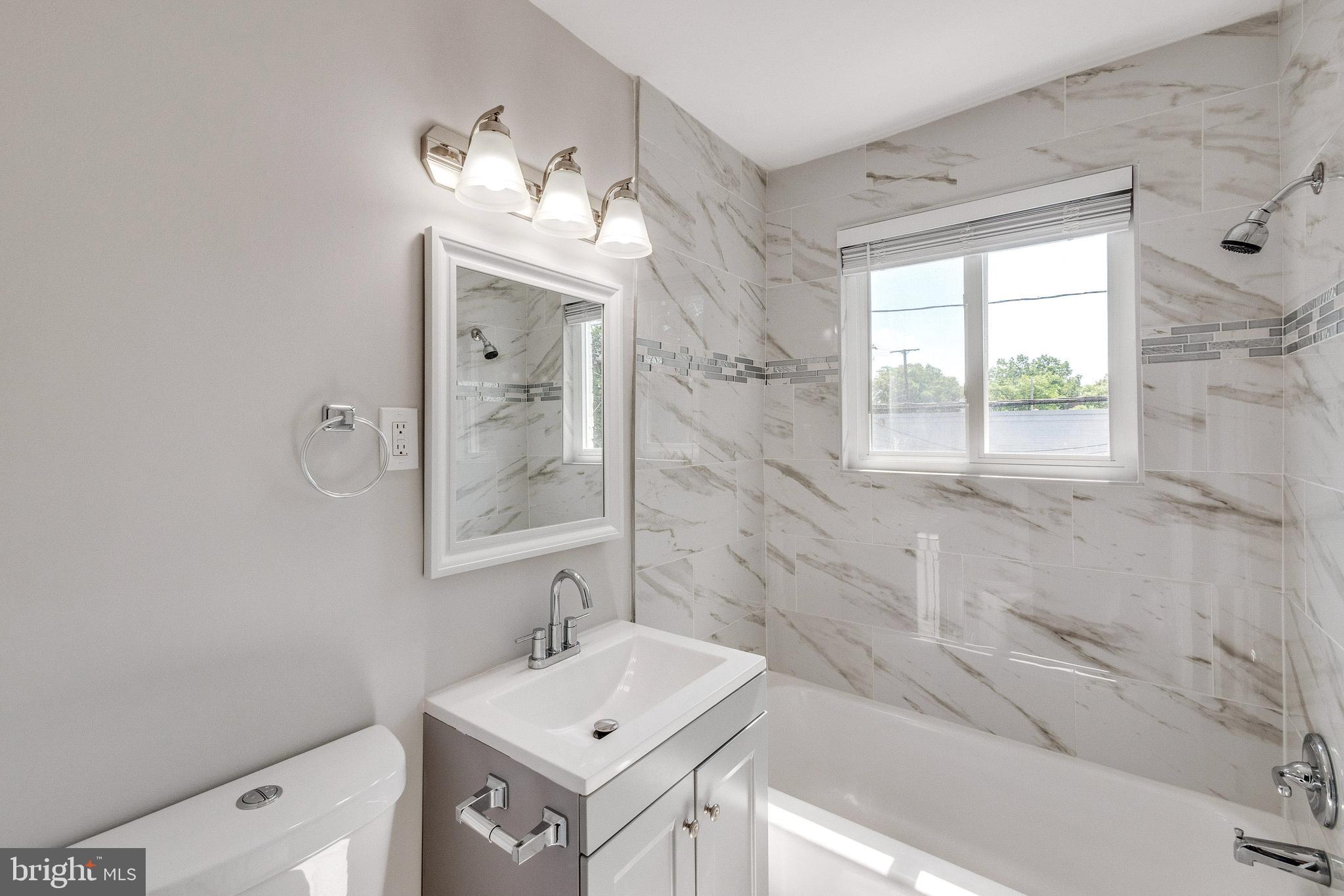 JEFFERSON HOMES - Residential