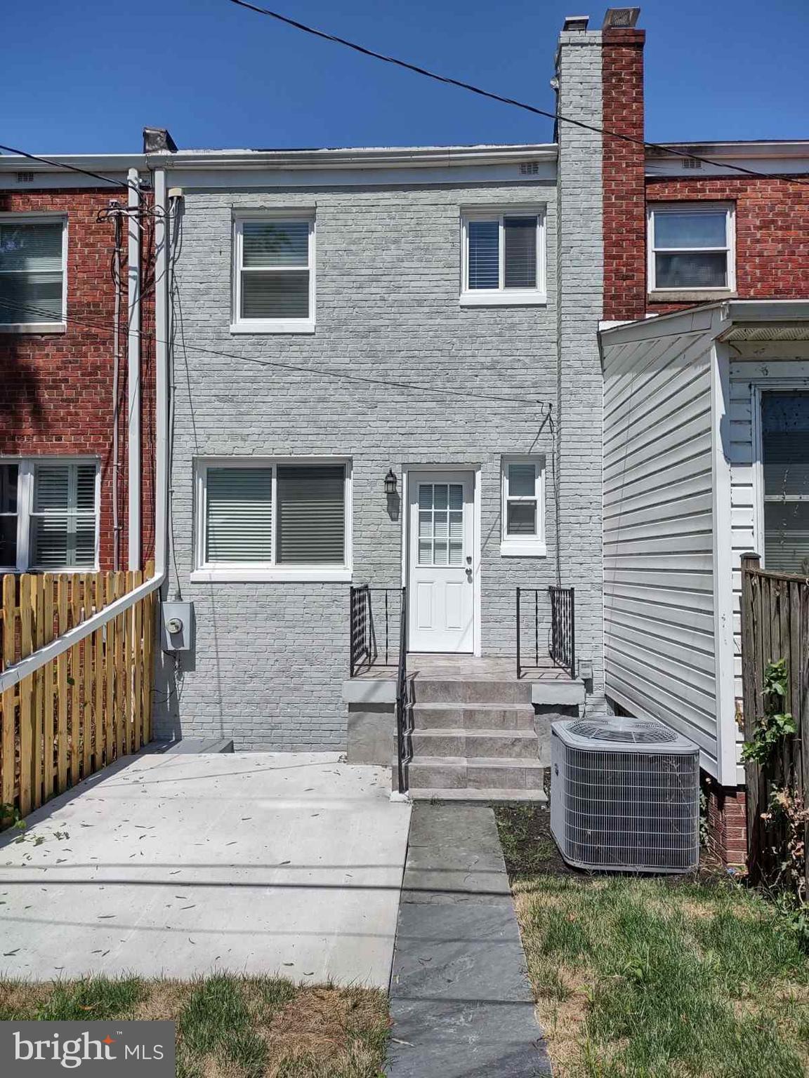 JEFFERSON HOMES - Residential