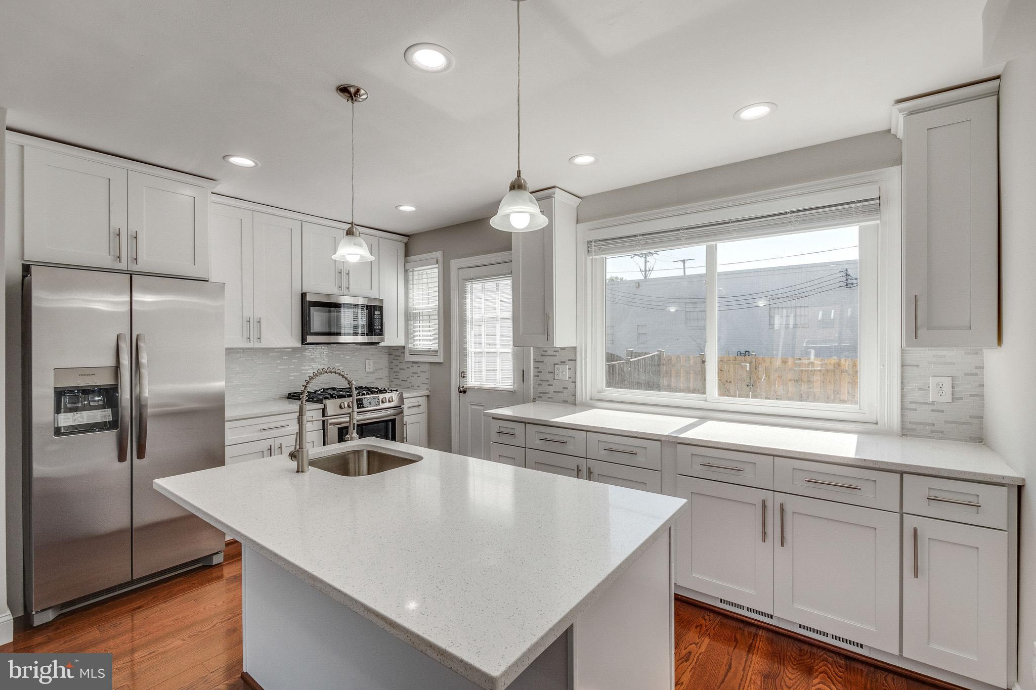 JEFFERSON HOMES - Residential