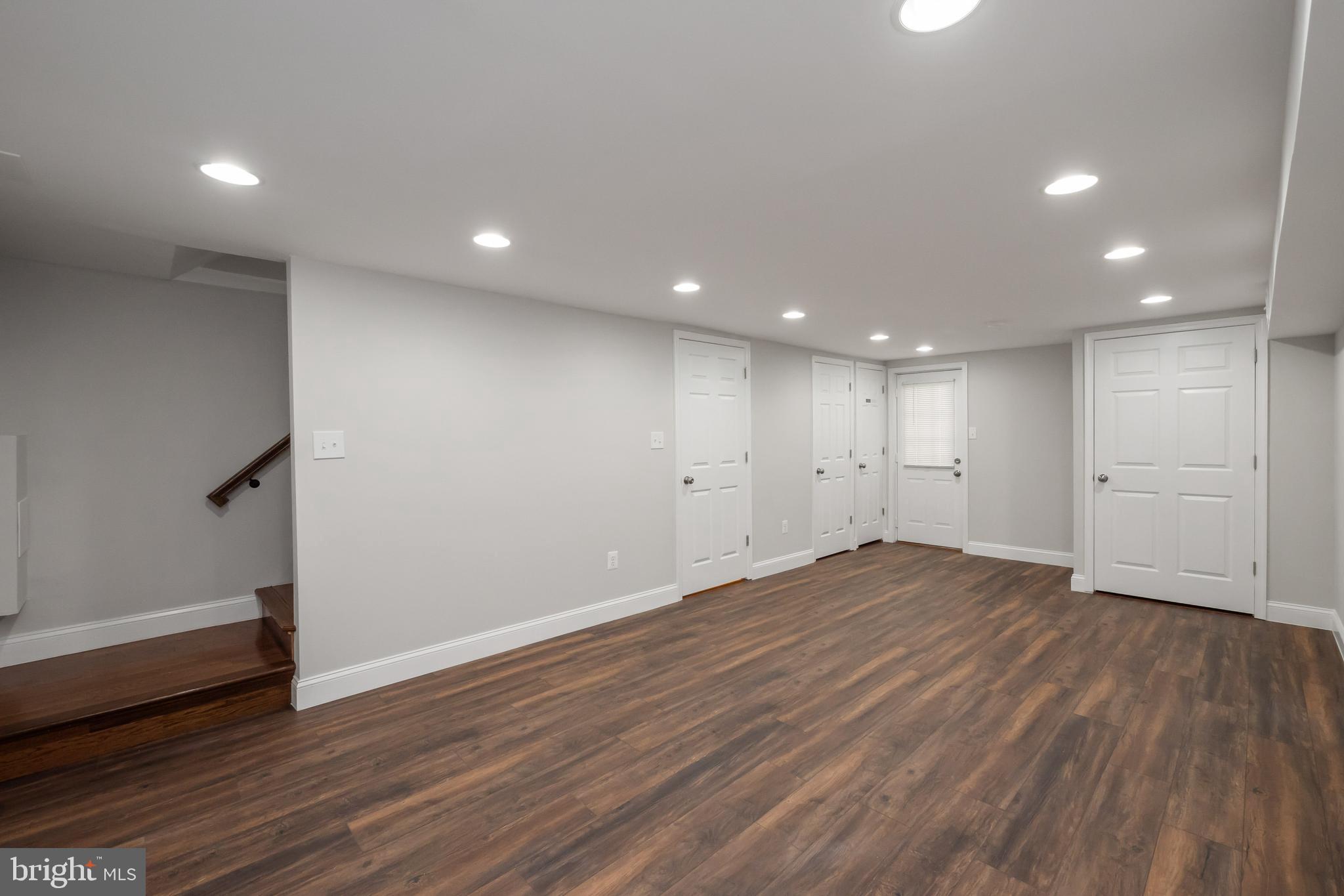 JEFFERSON HOMES - Residential