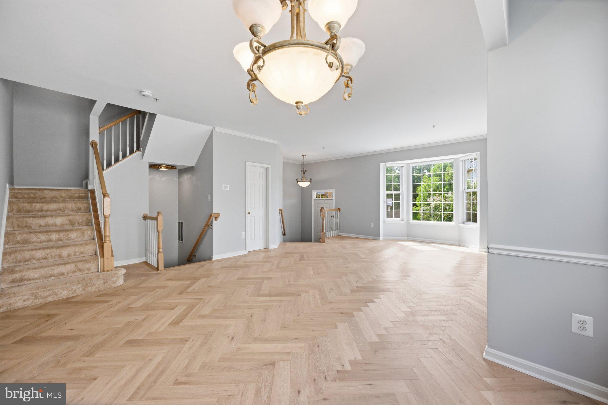 111 LONGPOINT WAY