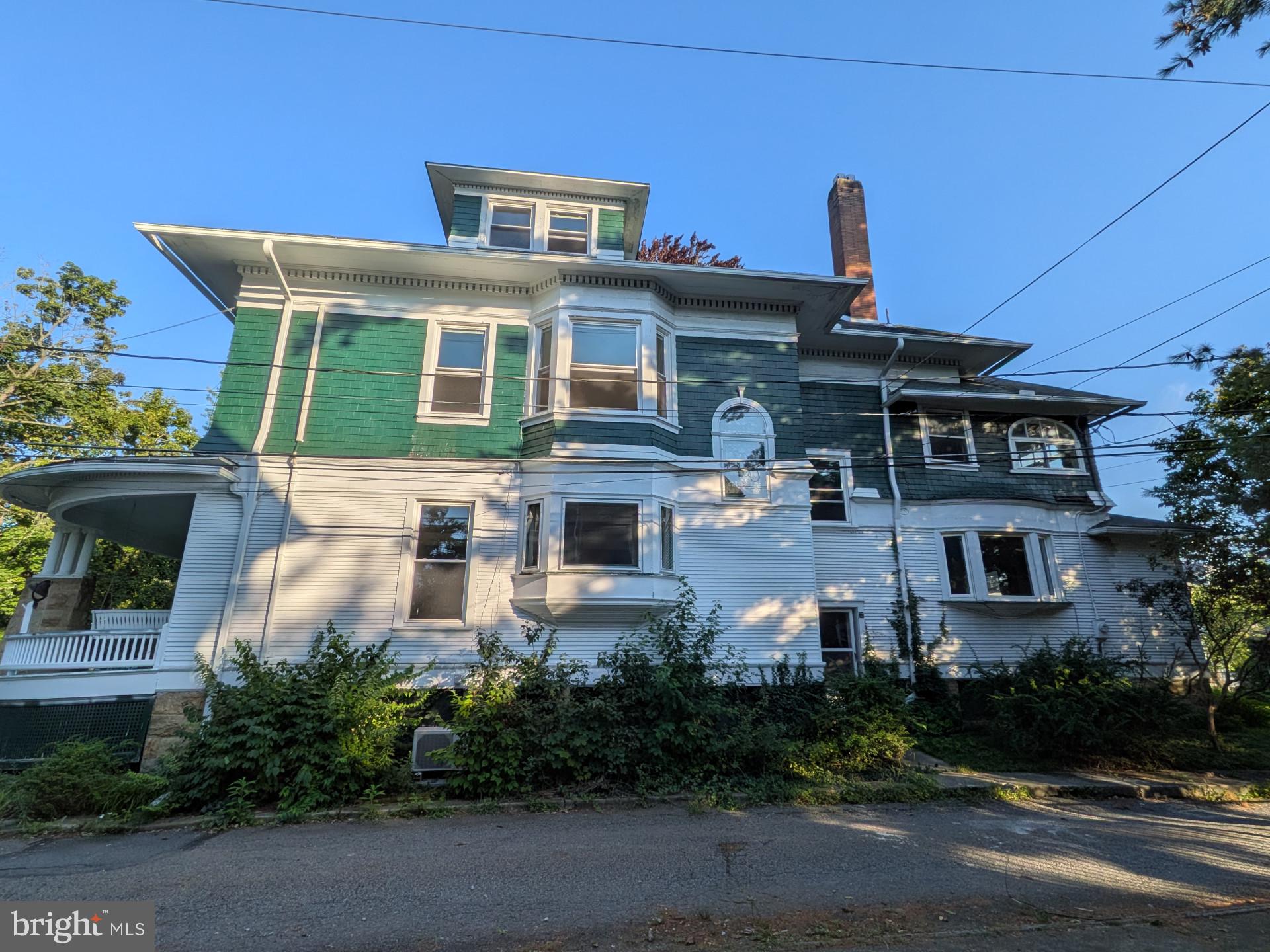107 YORK AVENUE