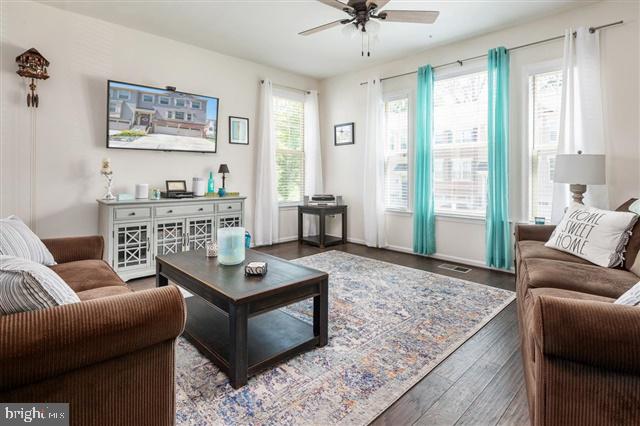 HOLLY RIDGE - Residential