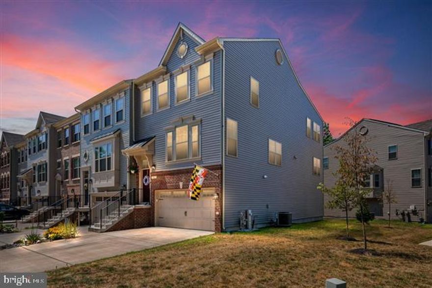 THIS IS THE TOWN HOME YOU HAVE BEEN LOOKING FOR OFFERING APPROXIMATELY 2,500 SQ FT OF LIVING SPACE.  NEWER BUILT BUT NOT THE NEW CONSTRUCTION PRICE.  END OF GROUP THAT HAS BEEN METICULOUSLY CARED FOR OFFERS ALL THE BELLS & WHISTLES! GOURMET KITCHEN WITH HUGE ISLAND FOR THE CHEF AND SITS 4 PEOPLE COMFORTABLY.  GRANITE COUNTERS, STAINLESS APPLIANCES, PANTRY, BACK SPLASH. THIS IS A COOK'S DREAM KITCHEN. THE DINING AREA IS OPEN TO THE KITCHEN.  THE LIVING ROOM IS SPACIOUS AND IS ALSO OPEN TO THE KITCHEN.  THE FIRST FLOOR ALSO HAS A SUN ROOM OR ADDITIONAL TV AREA THAT LEADS TO THE NO MAINTENANCE DECK. THE MASTER BEDROOM IS A RETREAT FROM A BUSY DAY WITH SITTING/RELAXING AREA, WALK-IN CLOSET.  MASTER BATH EN-SUITE WITH HIS & HER'S SINKS, LARGE SHOWER.  FINISHED WALK-OUT  BASEMEN WITH AN ADDITIONAL BEDROOM HAS IT'S OWN FULL BATH.  THE TWO CAR GARAGE IS FINISHED WITH CABLE TV. PERFECT FOR THE HANDYMAN, CAR ENTHUSIAST OR A MAN-CAVE!