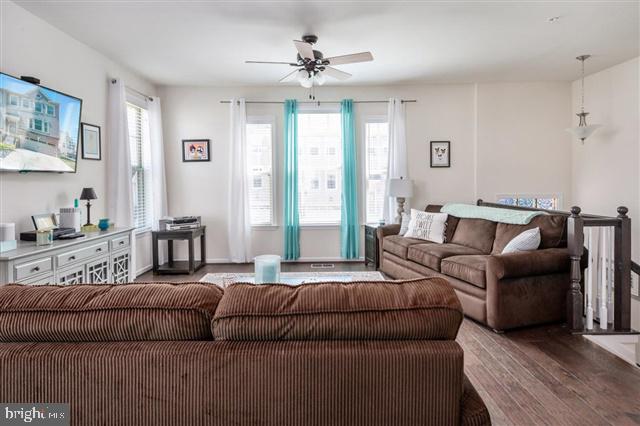 HOLLY RIDGE - Residential