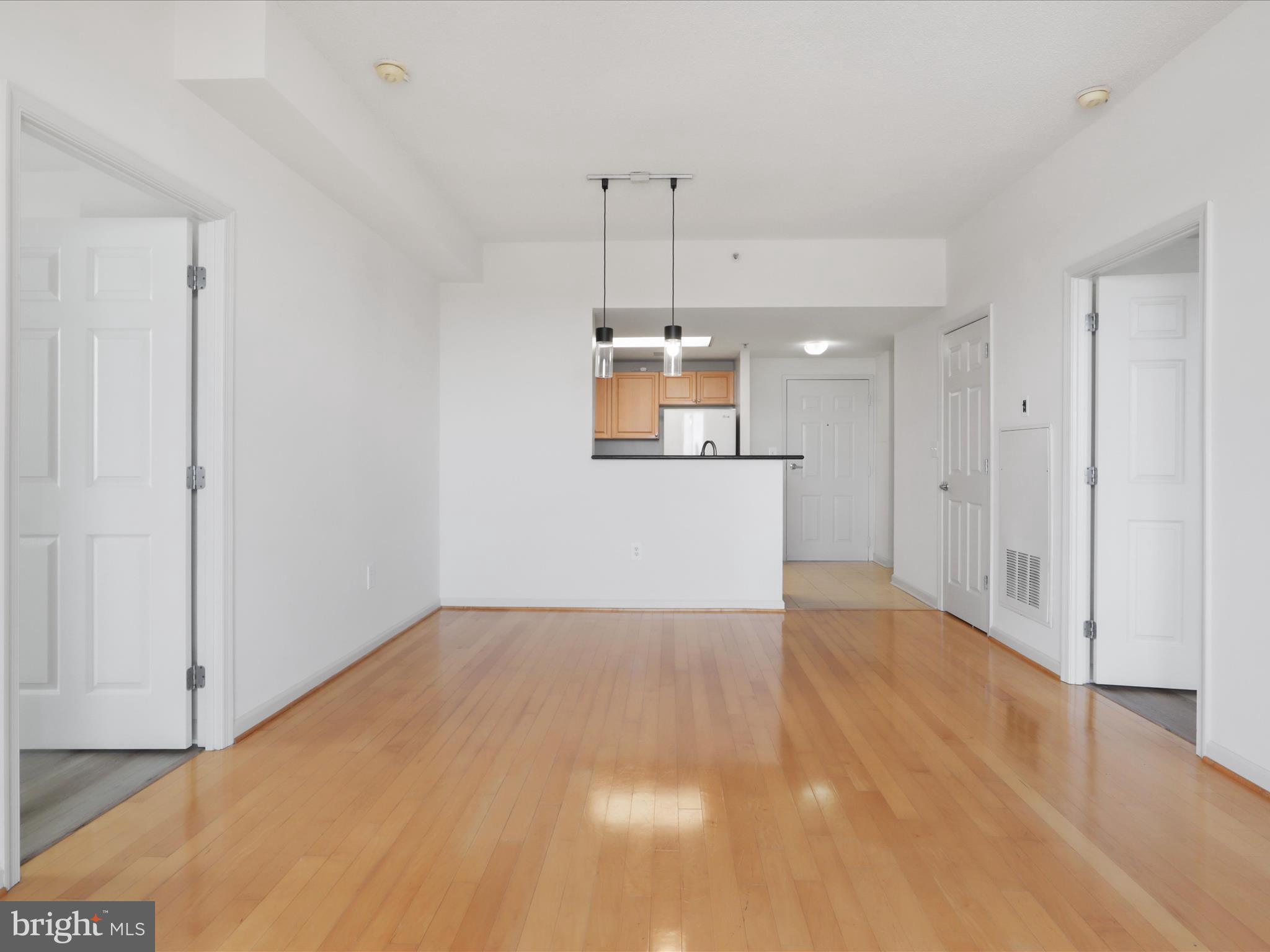 WILTON HOUSE - Residential Lease