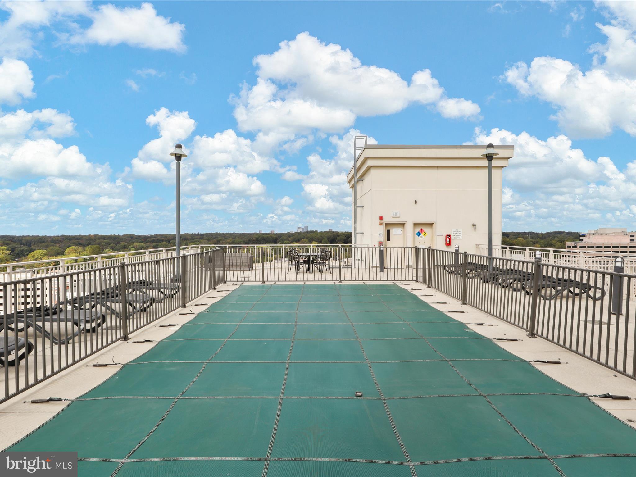 WILTON HOUSE - Residential Lease