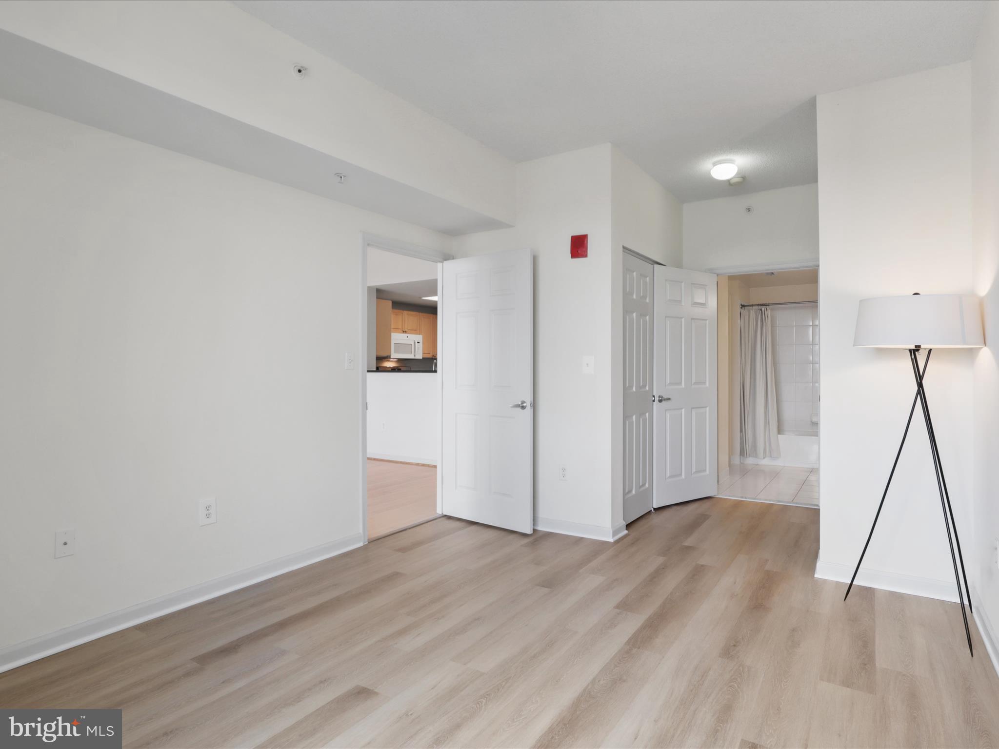 WILTON HOUSE - Residential Lease