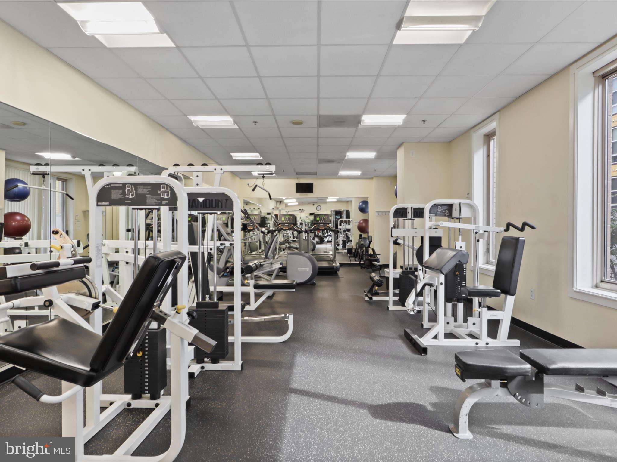 WILTON HOUSE - Residential Lease