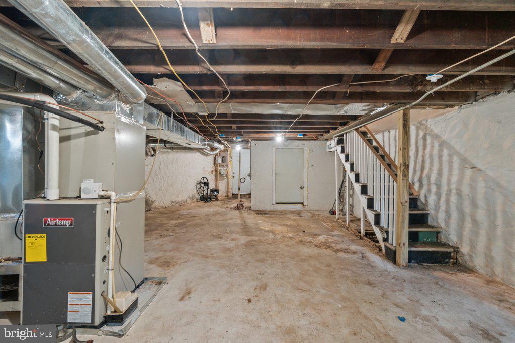 EDMONDSON VIILLAGE - Residential
