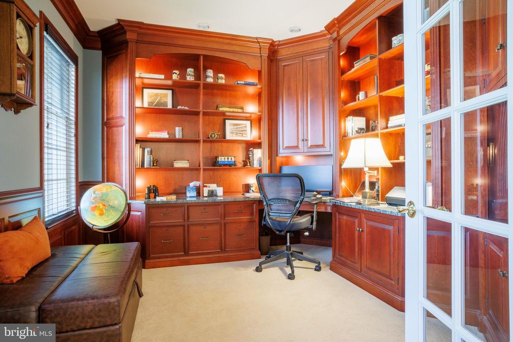 Photo of 18 DEERFIELD RD, LANCASTER, PA 17603 (MLS # PALA2033570)