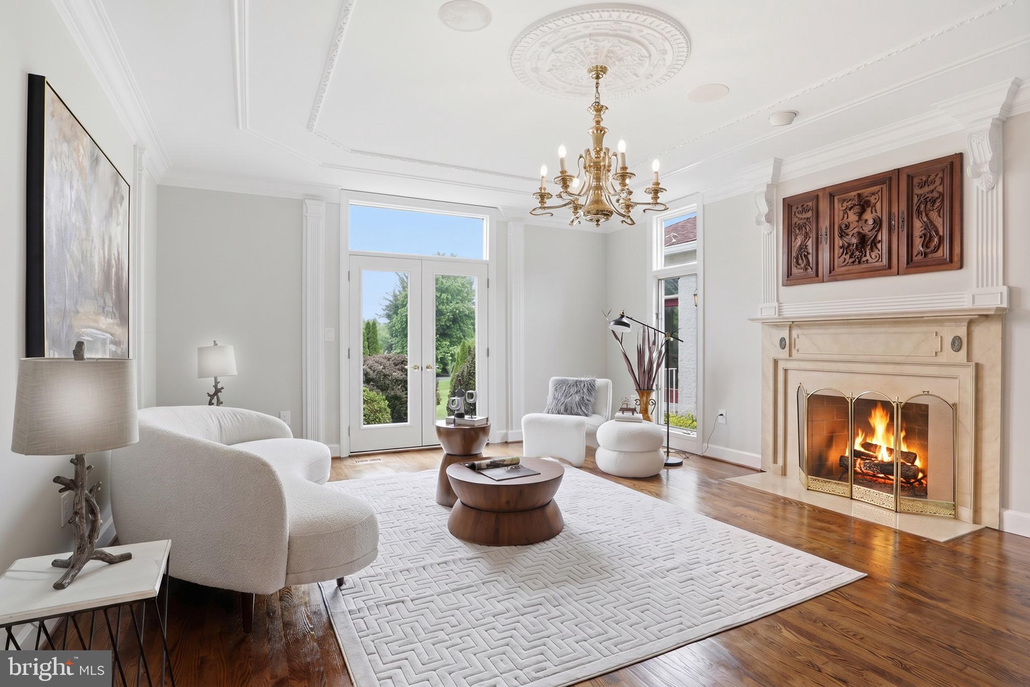 SADDLE RIDGE - Residential