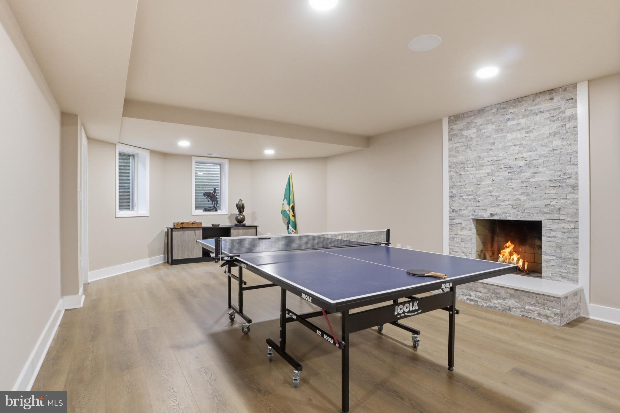 SADDLE RIDGE - Residential