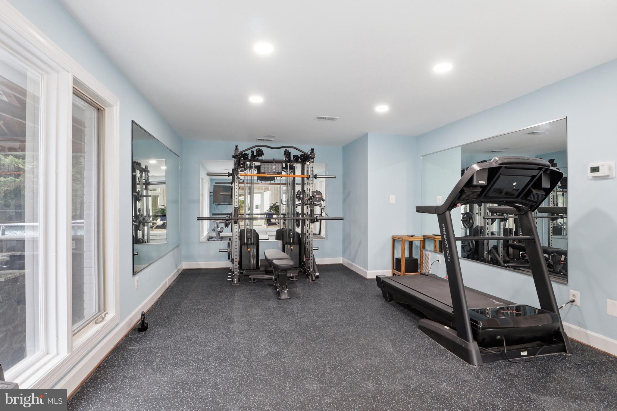 SADDLE RIDGE - Residential