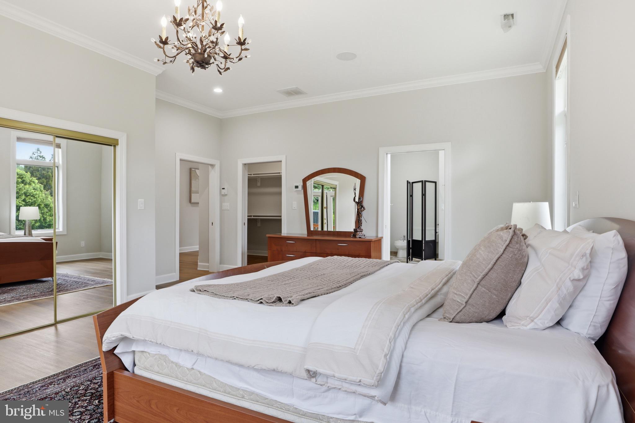 SADDLE RIDGE - Residential