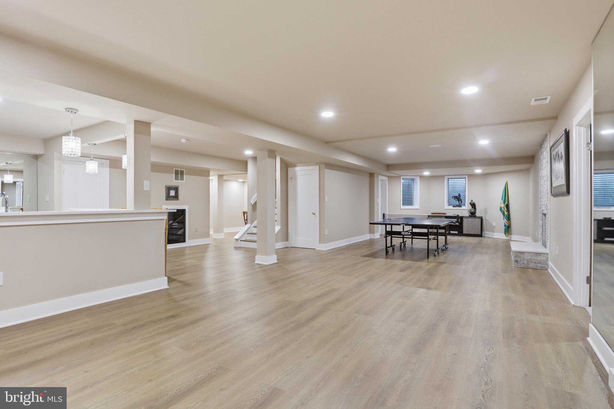 SADDLE RIDGE - Residential