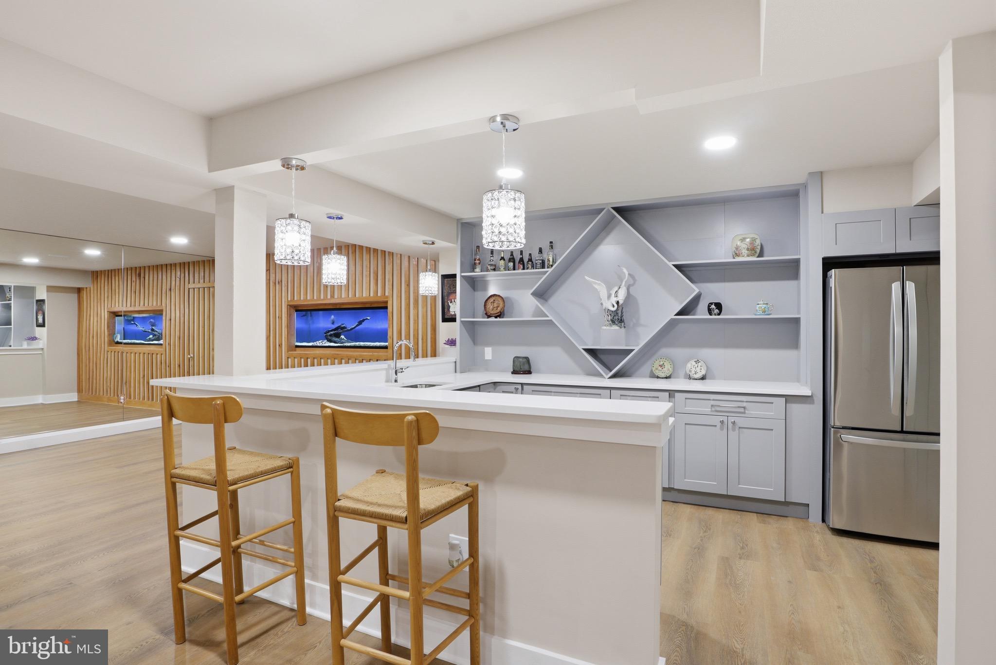SADDLE RIDGE - Residential