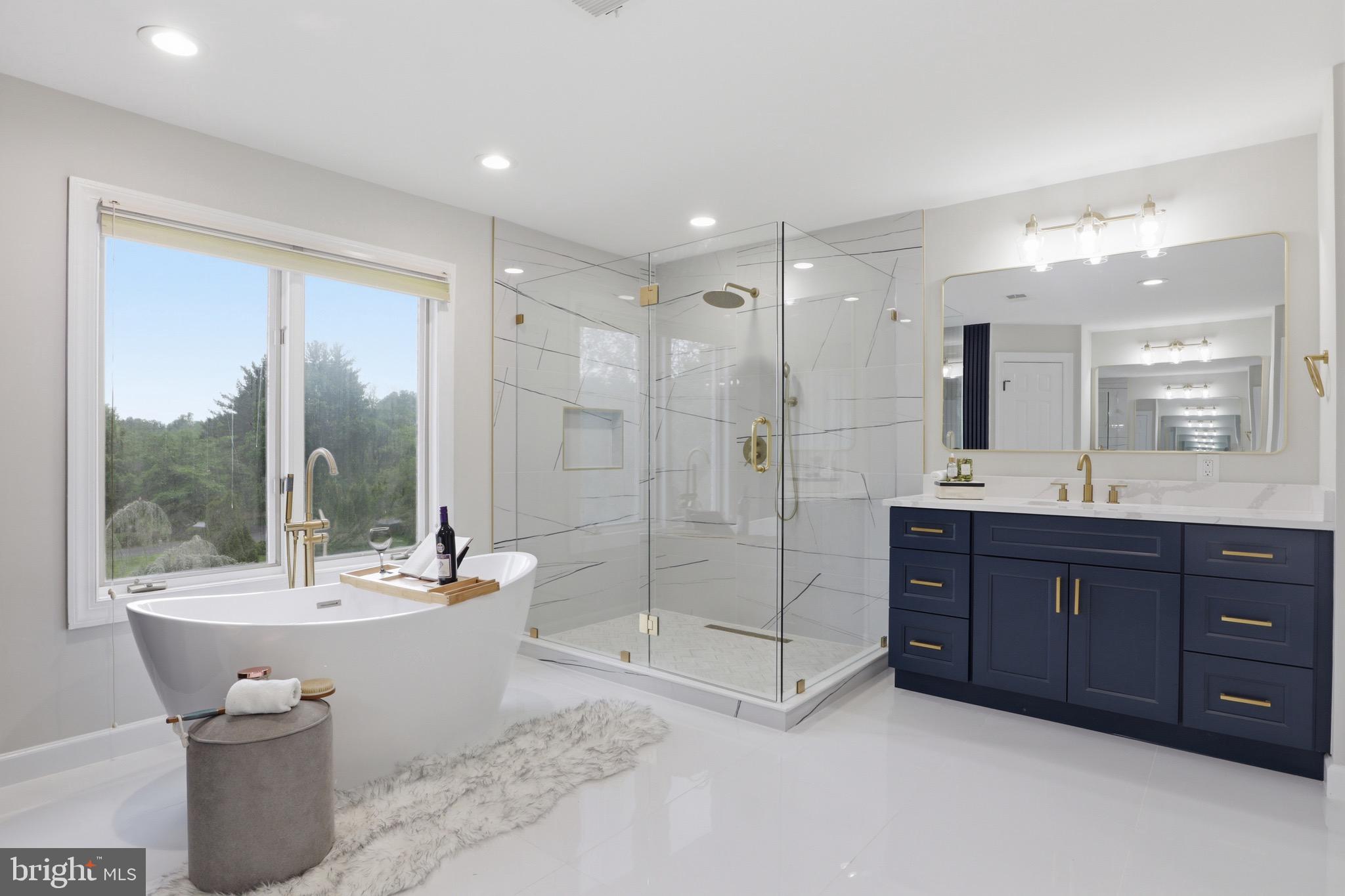 SADDLE RIDGE - Residential
